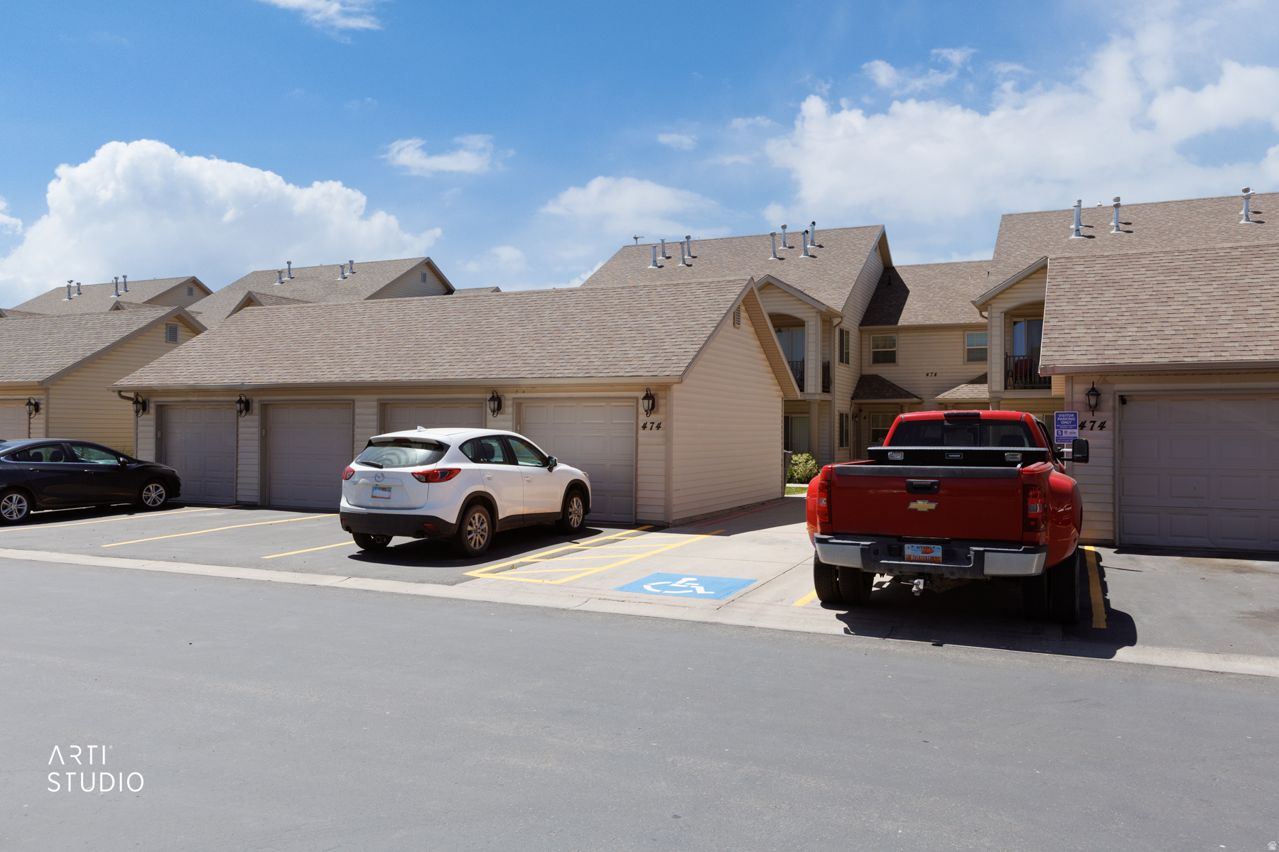 main property photo 14