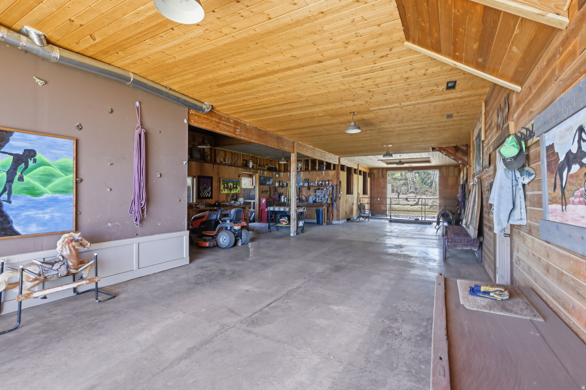 main property photo 77