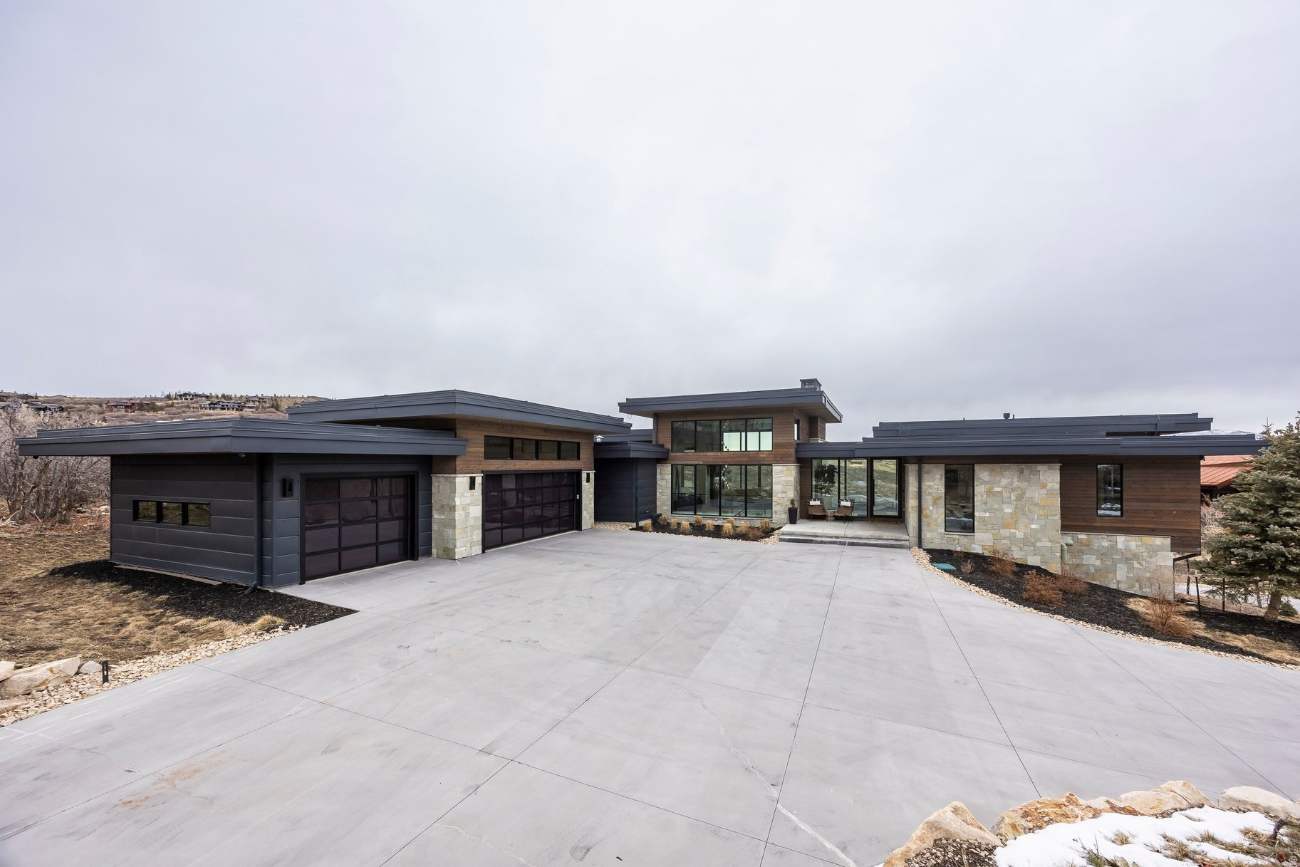 main property photo 62
