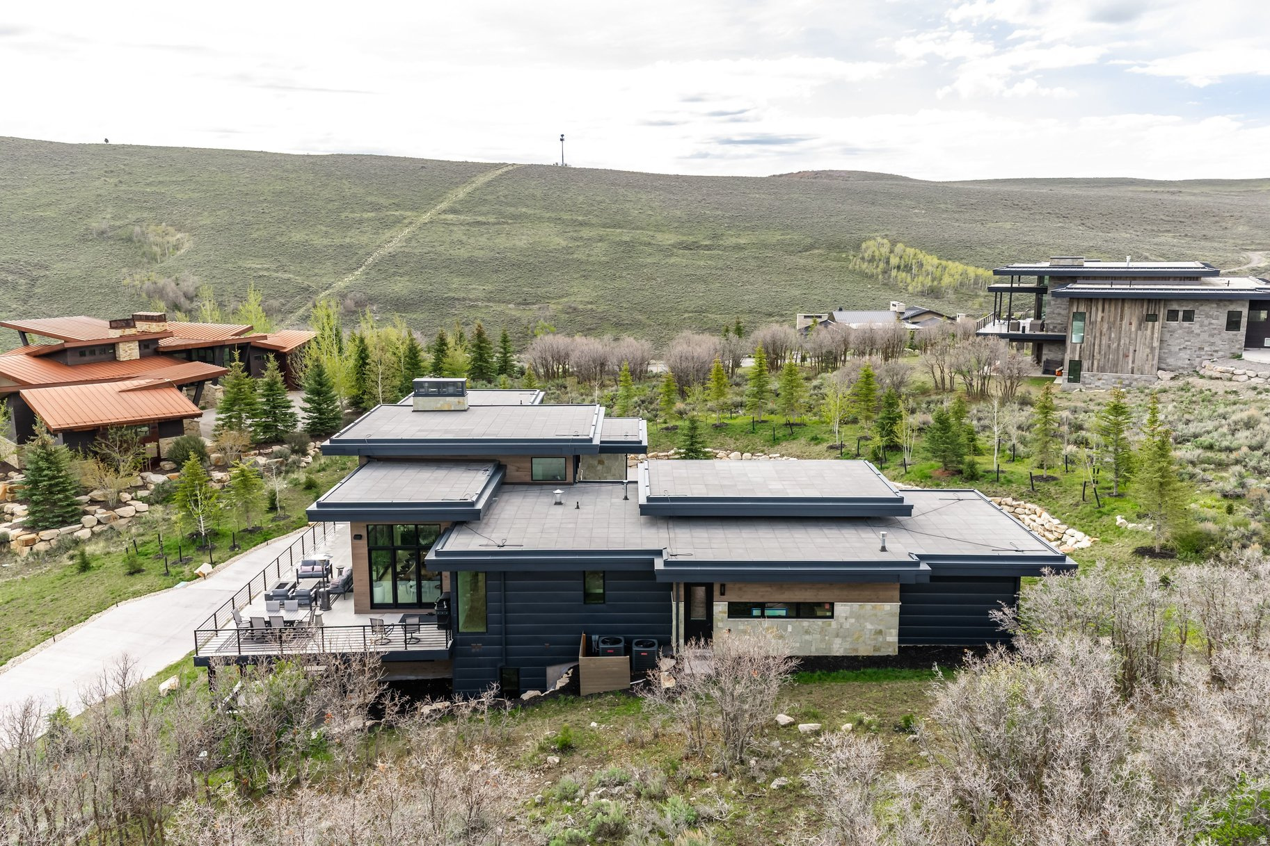 main property photo 73