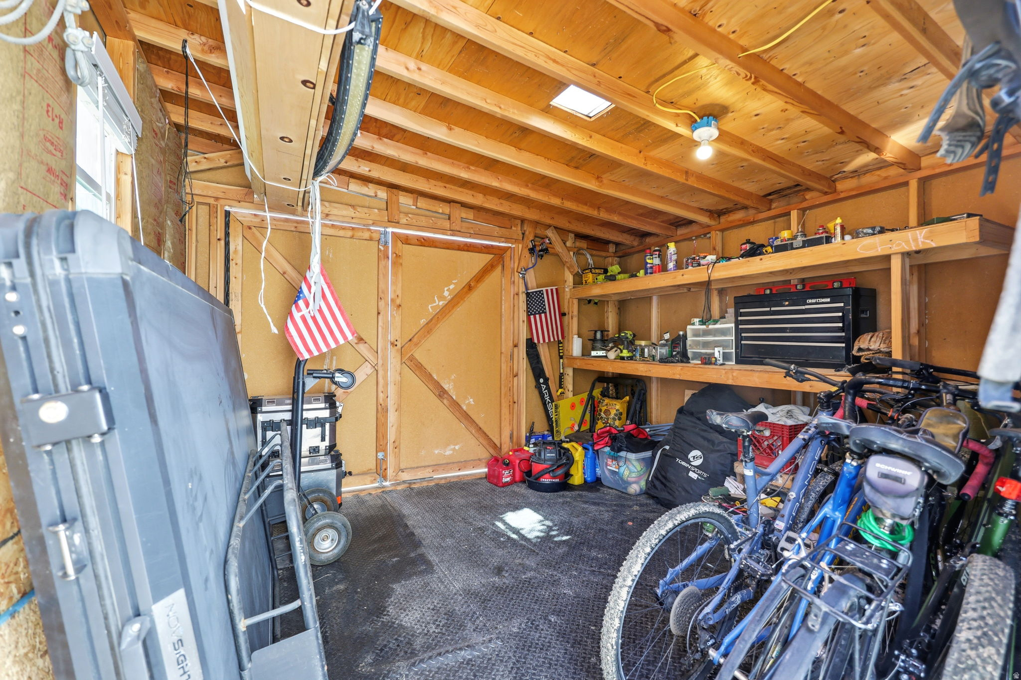 main property photo 39