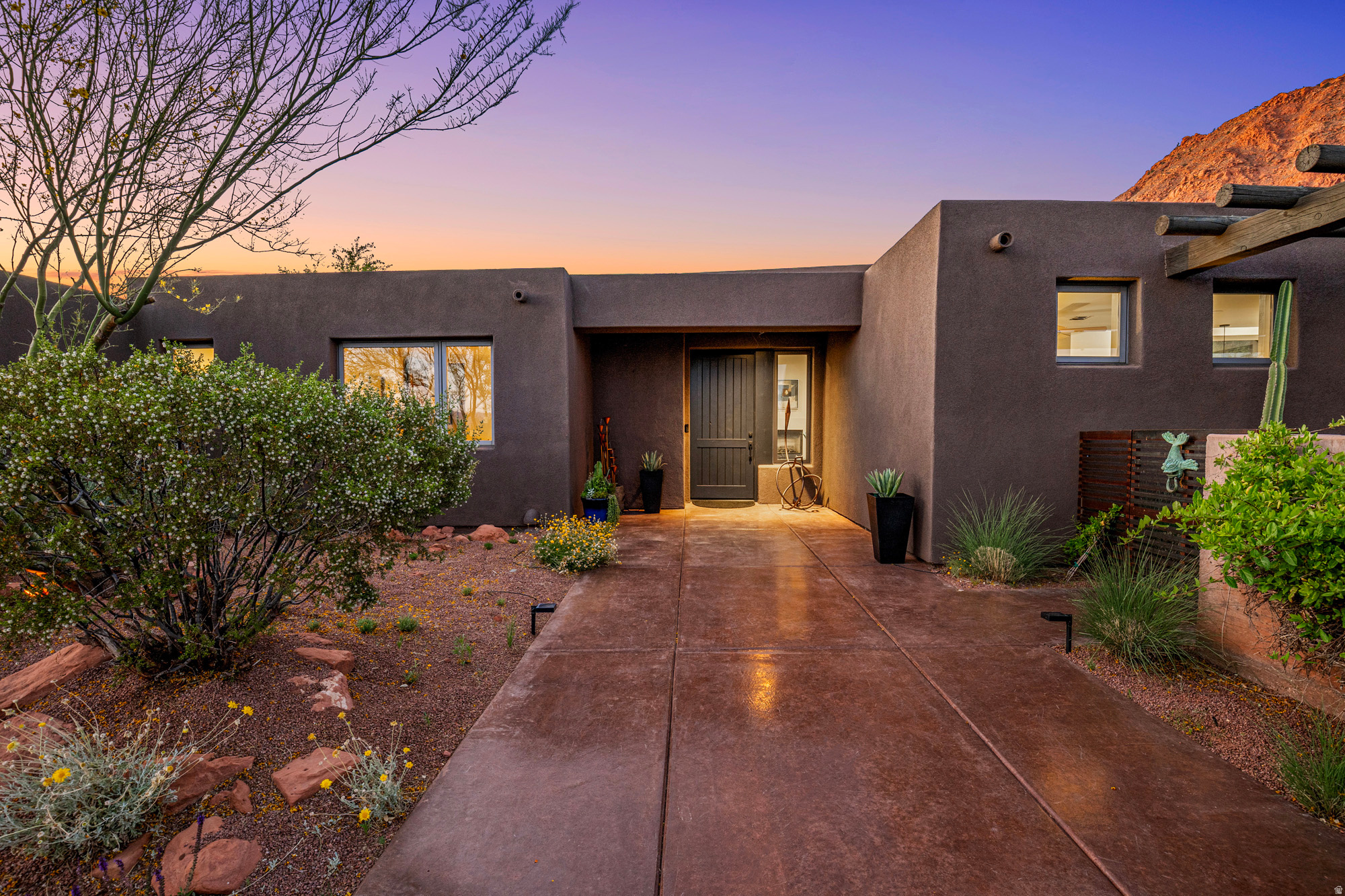 main property photo 17