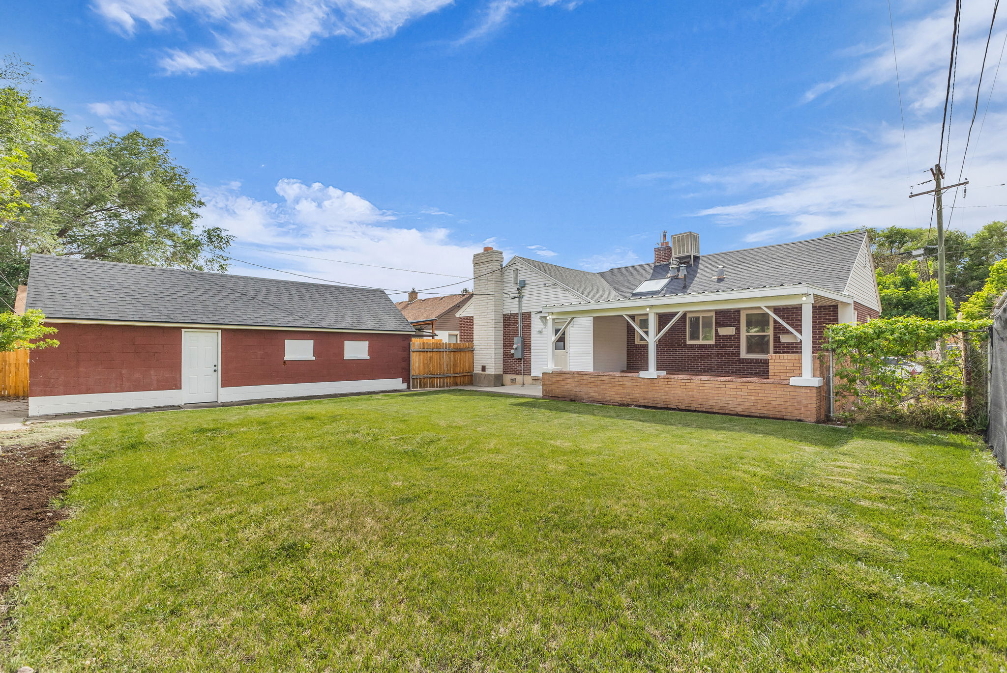 main property photo 38