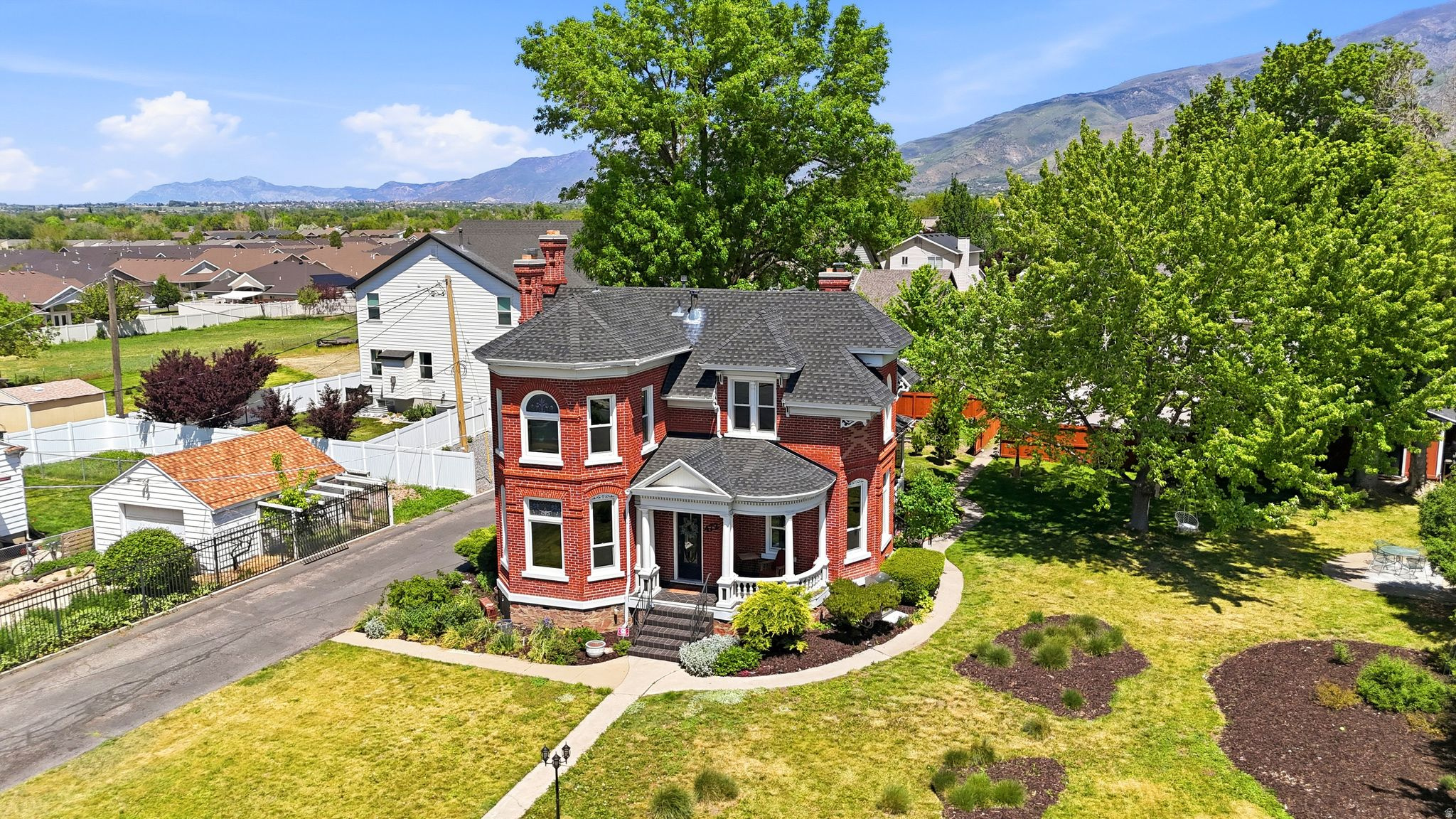 main property photo 57