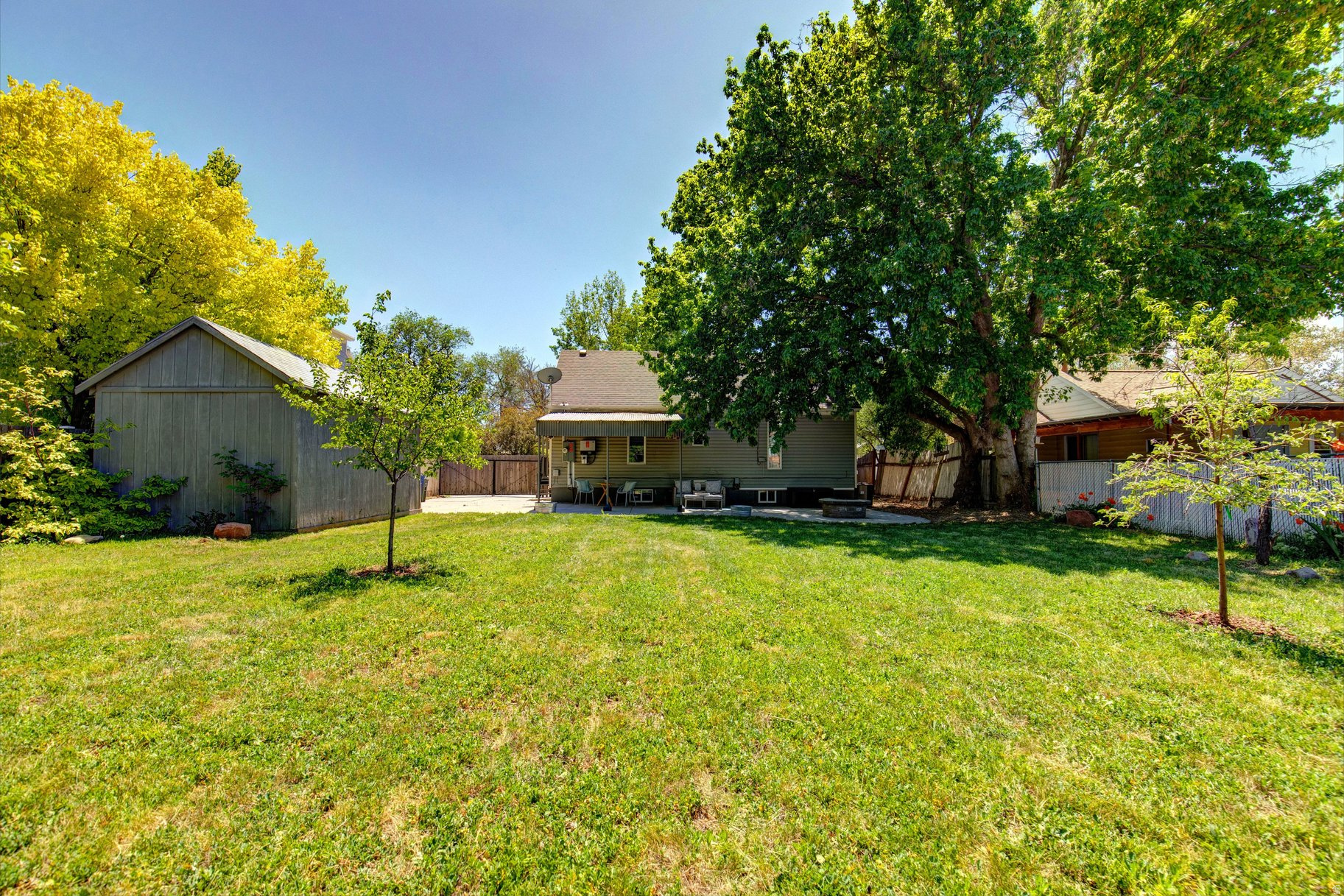 main property photo 29
