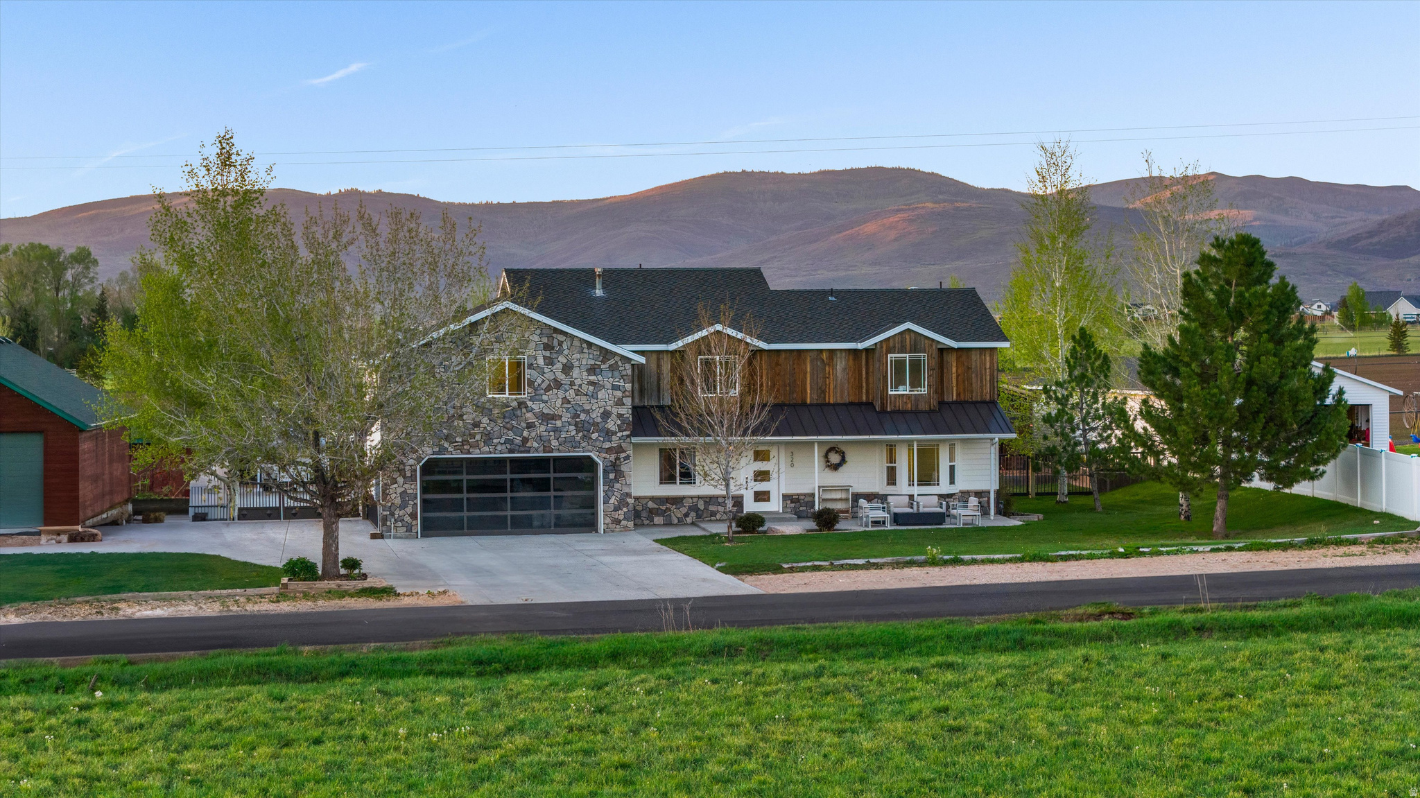 main property photo 10