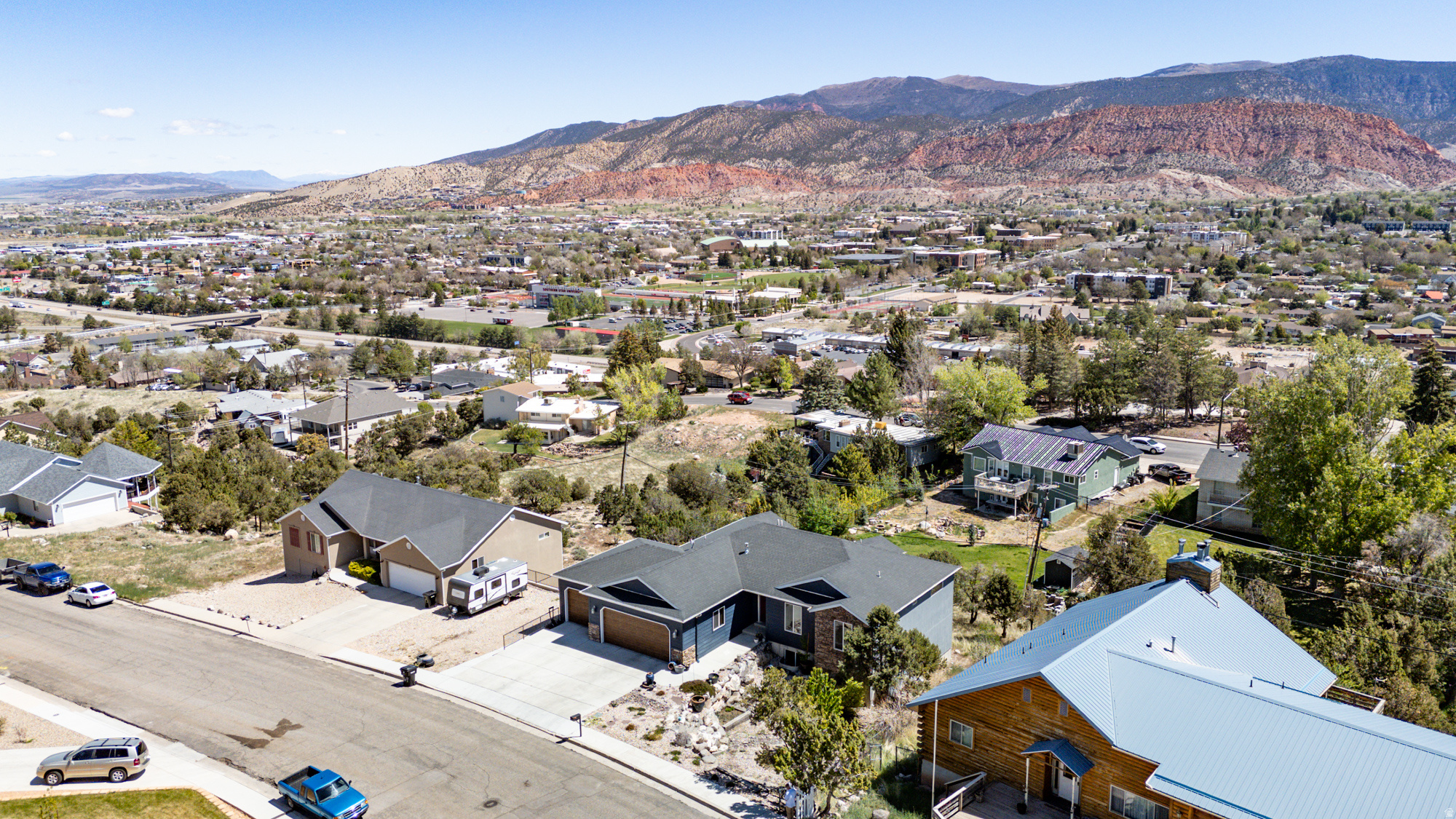 main property photo 67