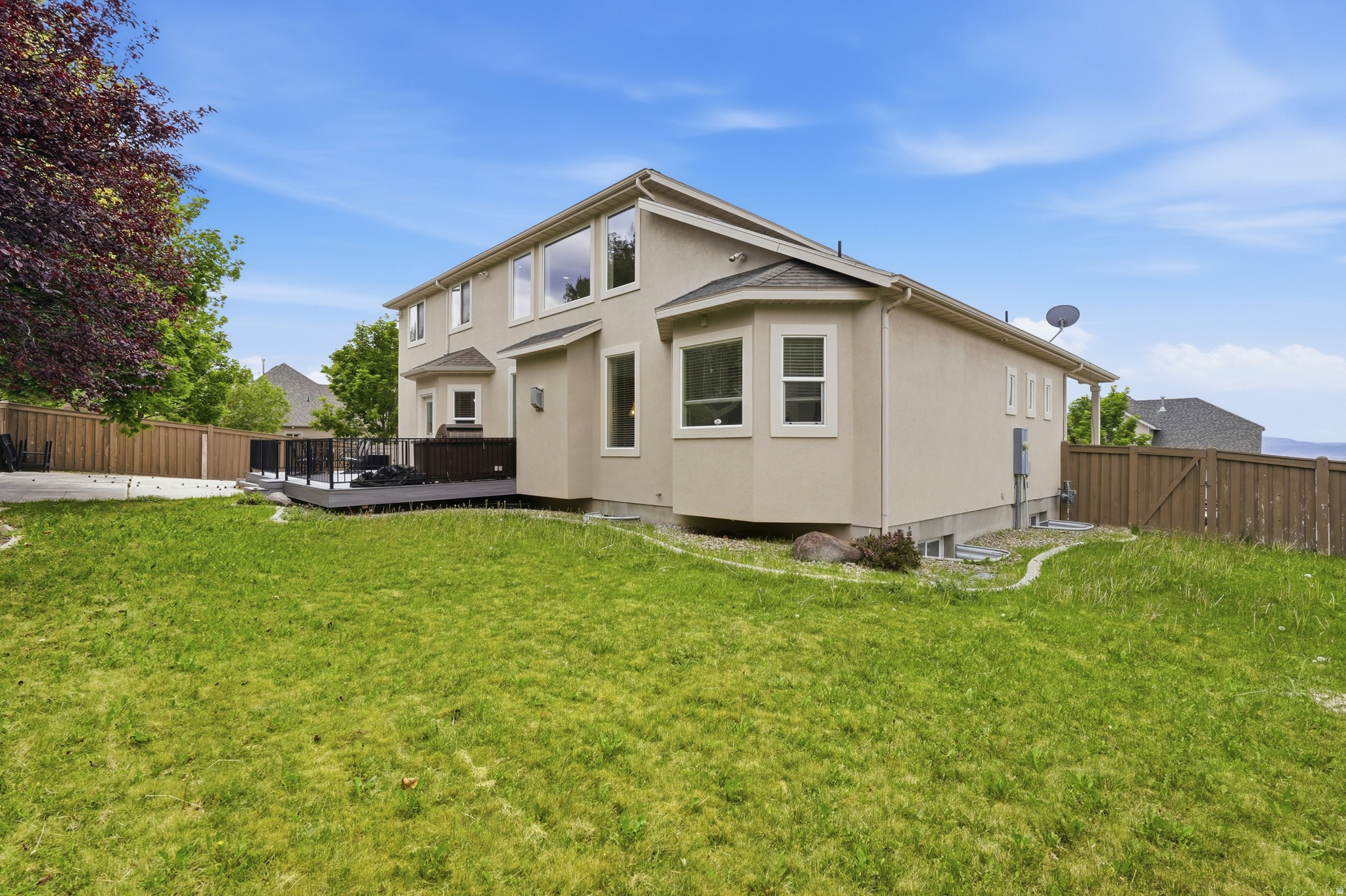 main property photo 54