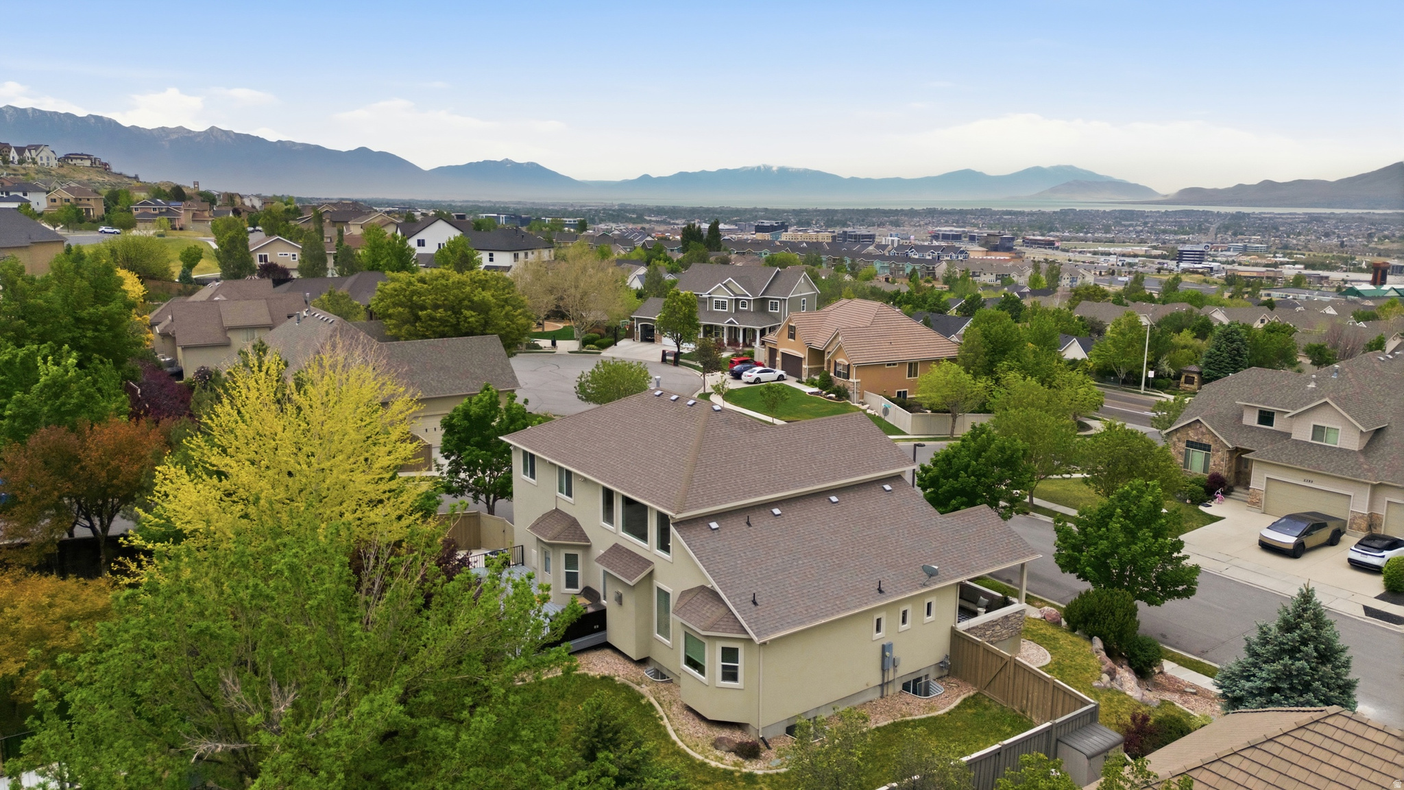 main property photo 64