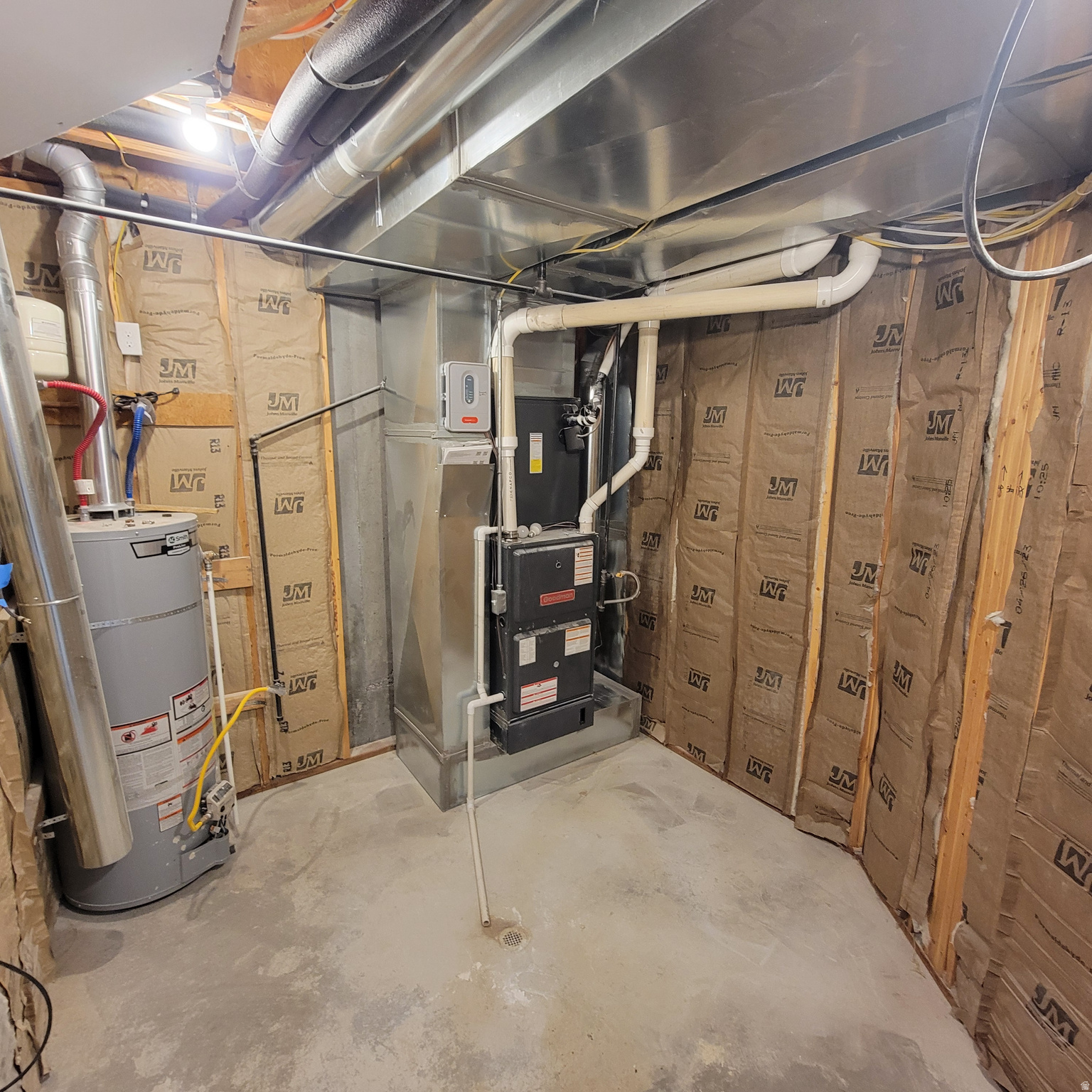 main property photo 35