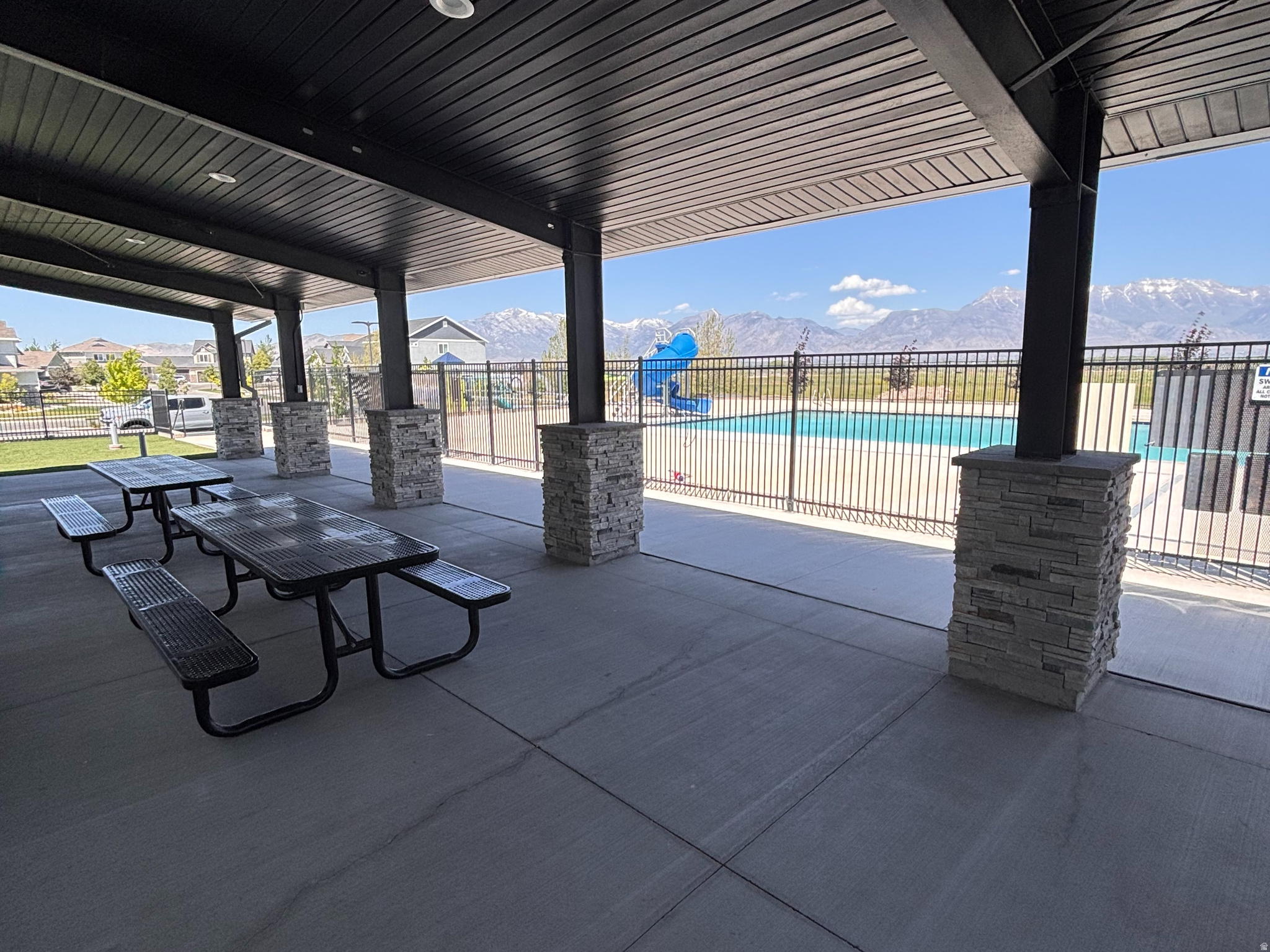 main property photo 66