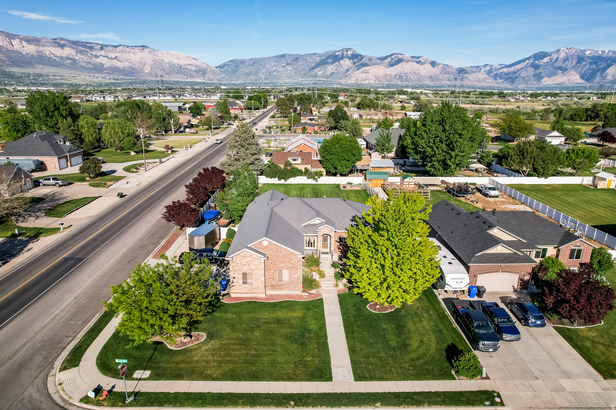 main property photo 38