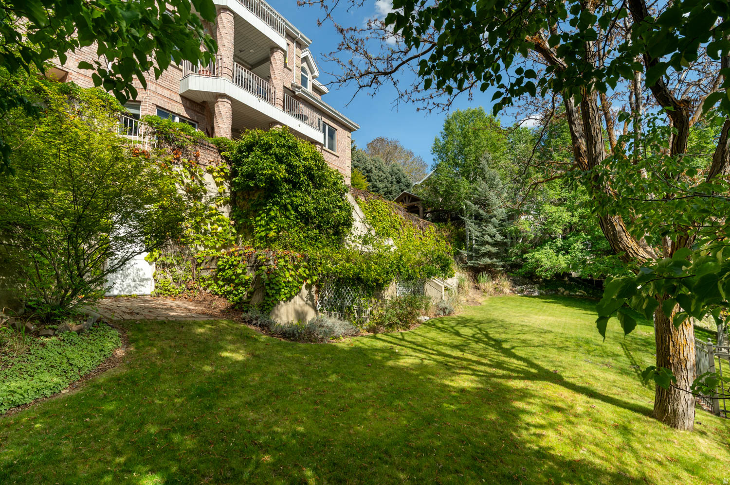 main property photo 69