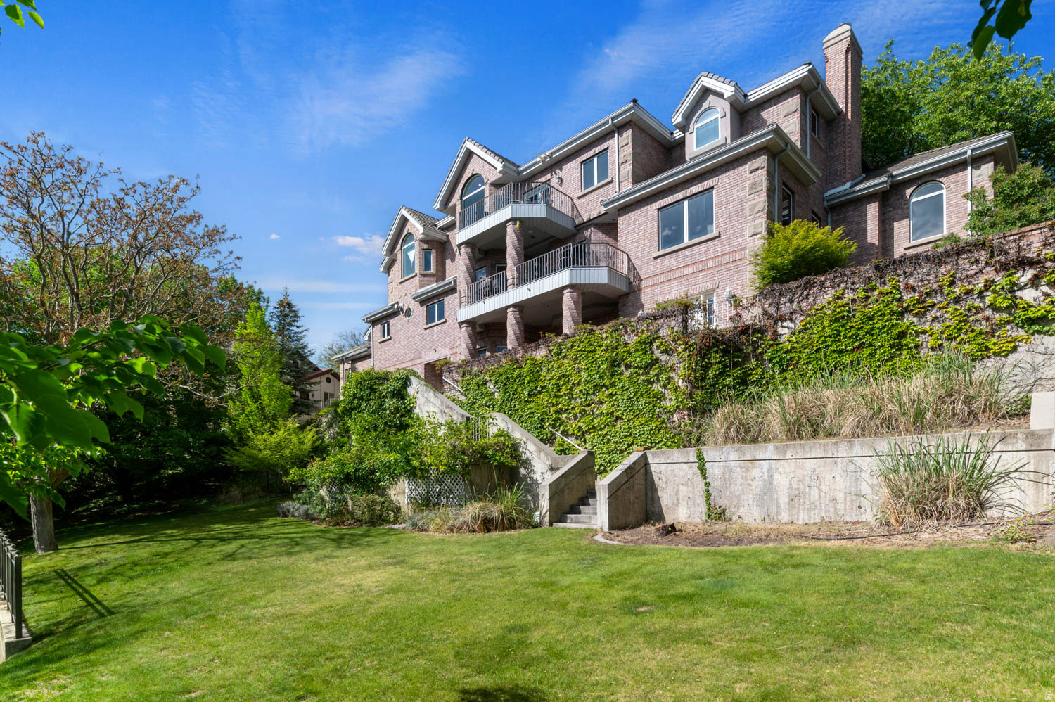 main property photo 70