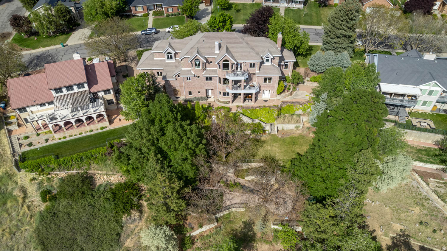 main property photo 84