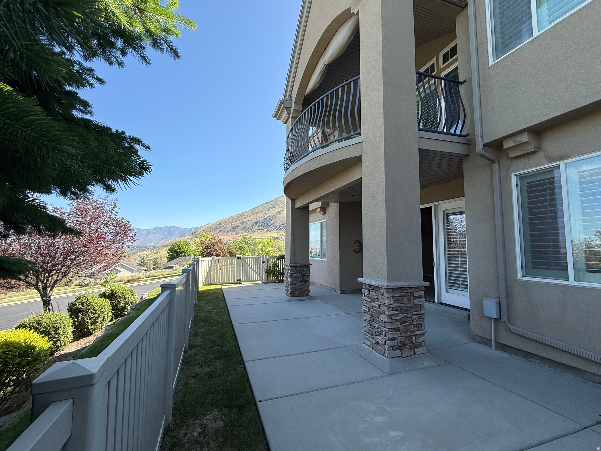 main property photo 53