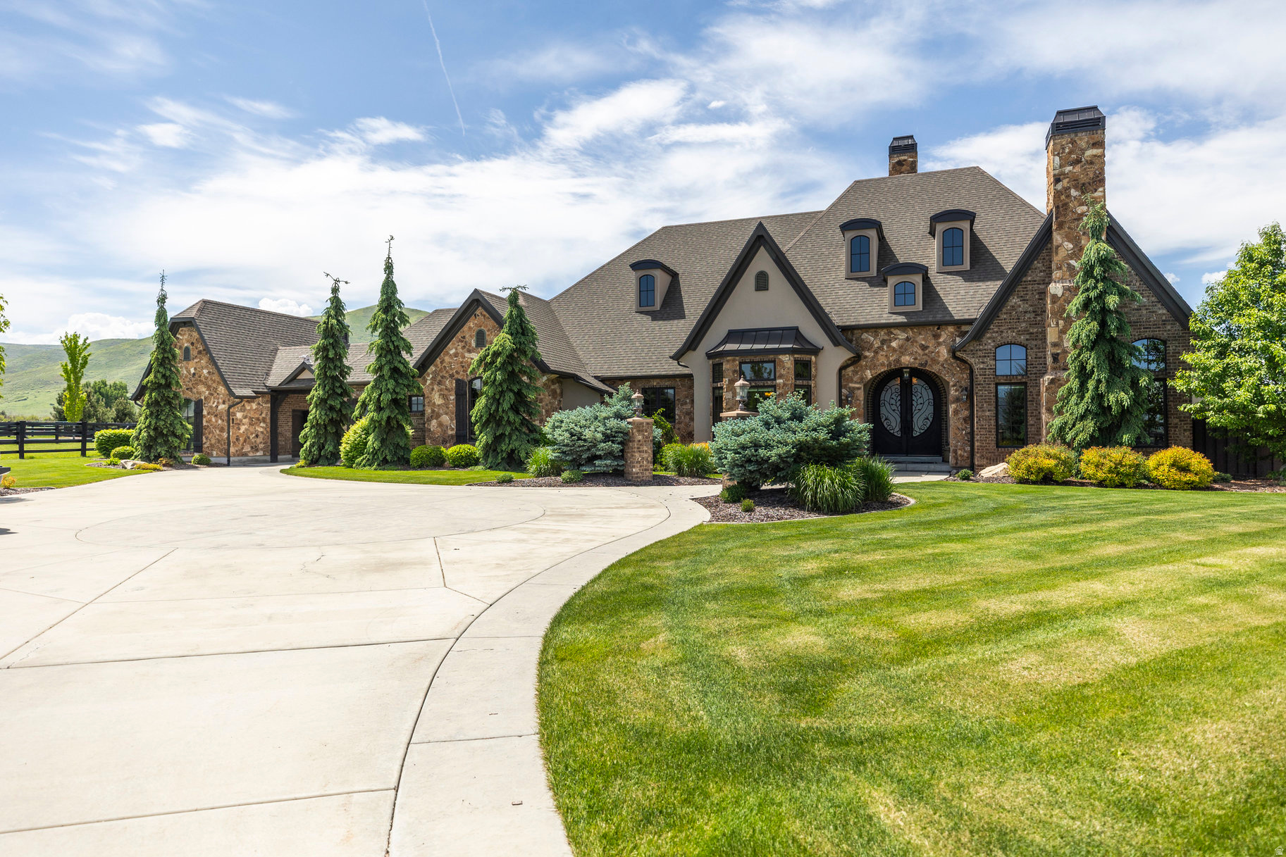 main property photo 81