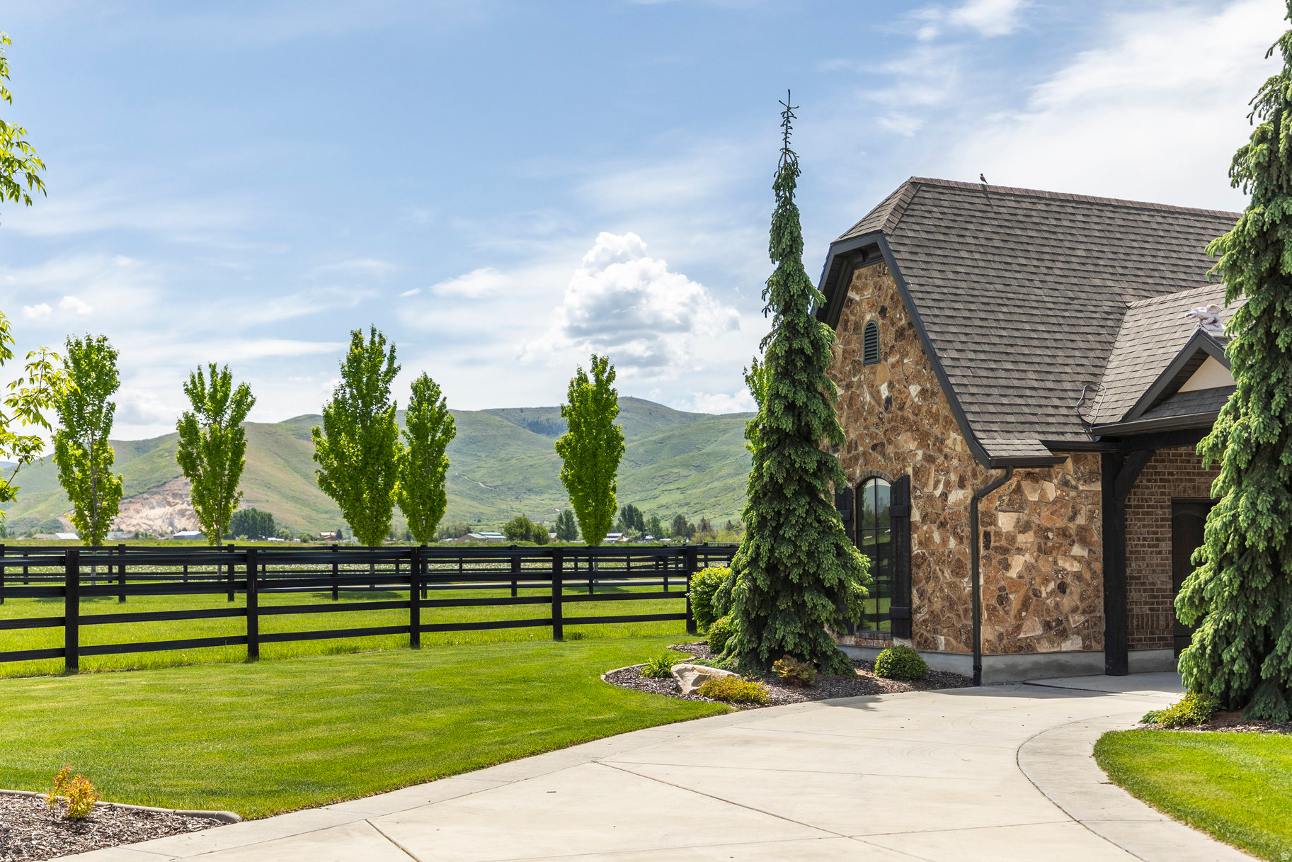 main property photo 83