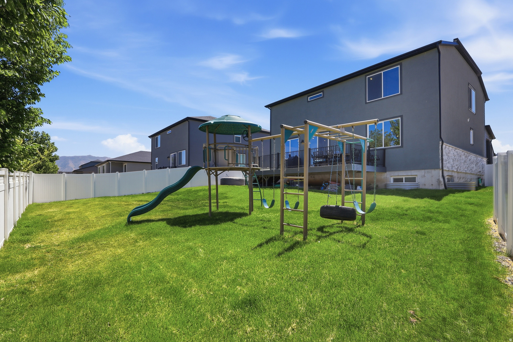 main property photo 64