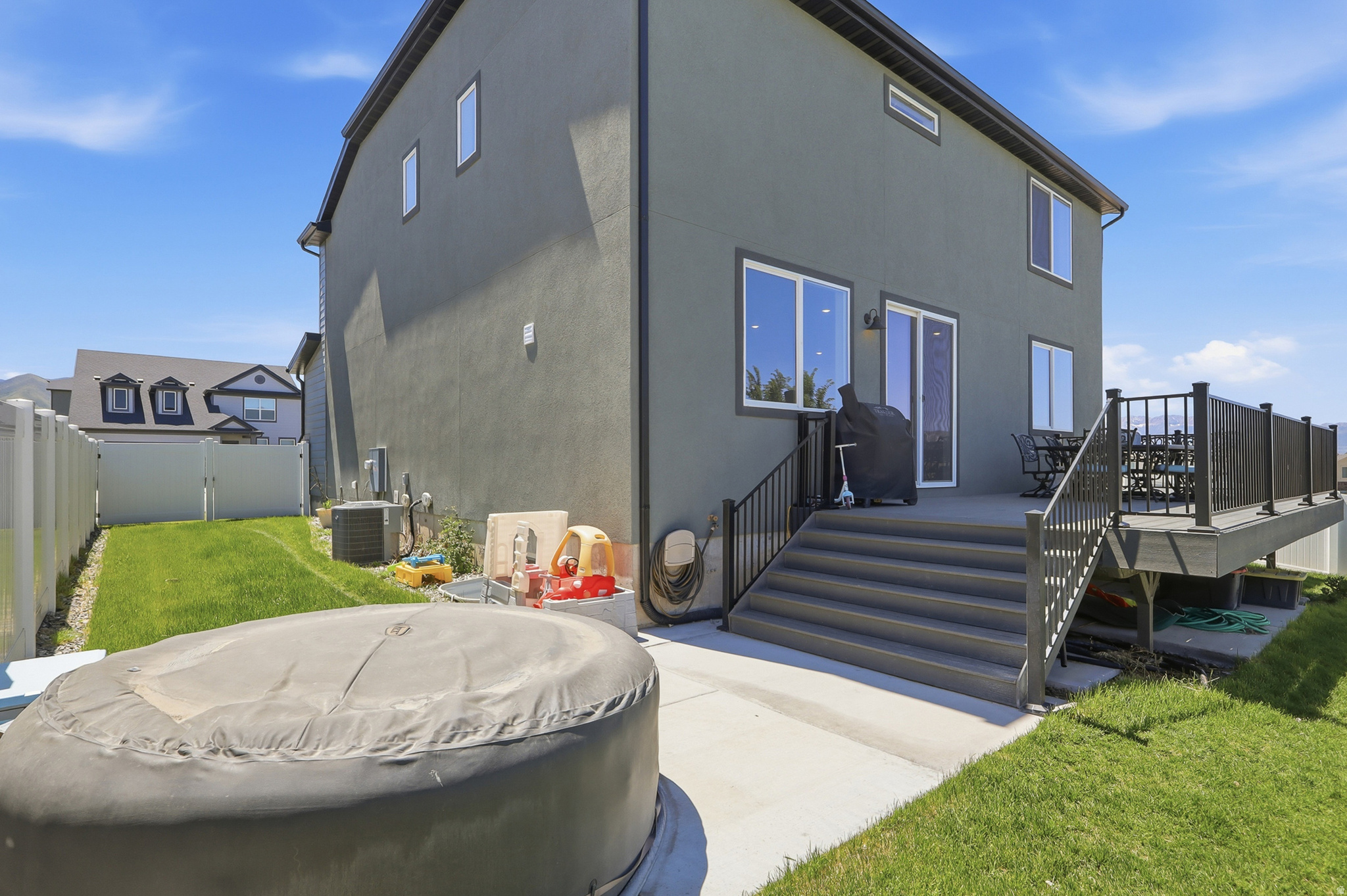 main property photo 66