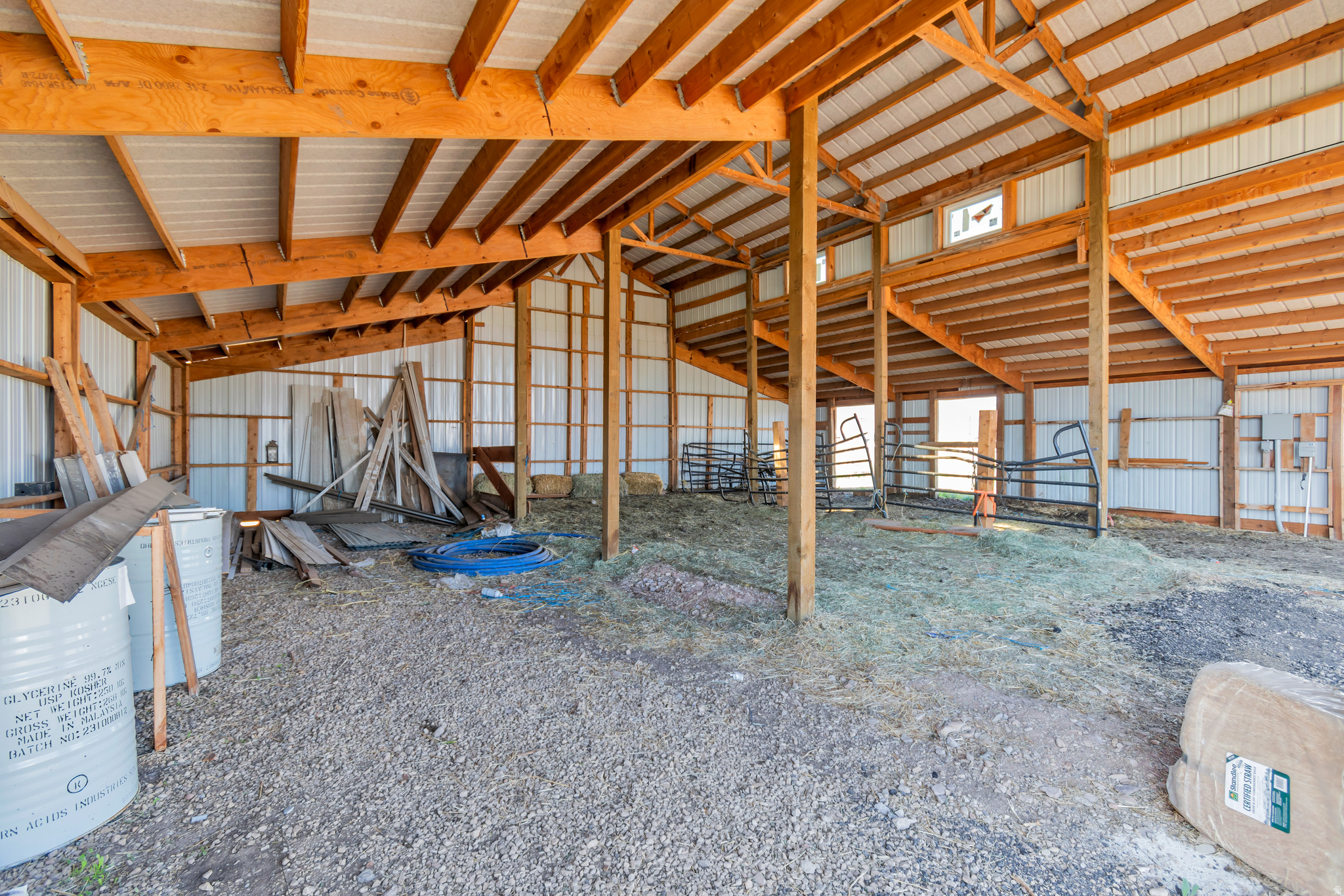 main property photo 76