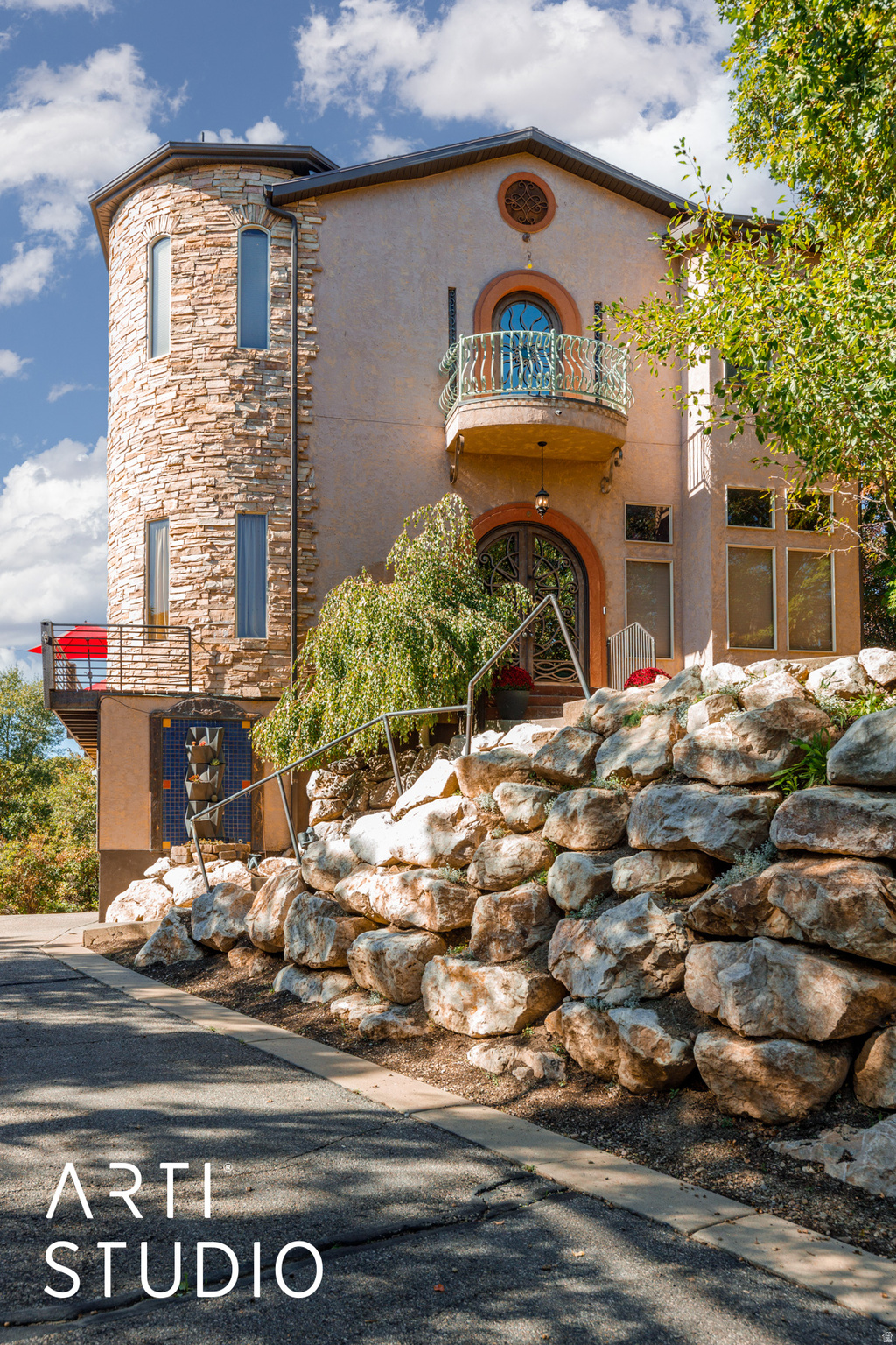 main property photo 45
