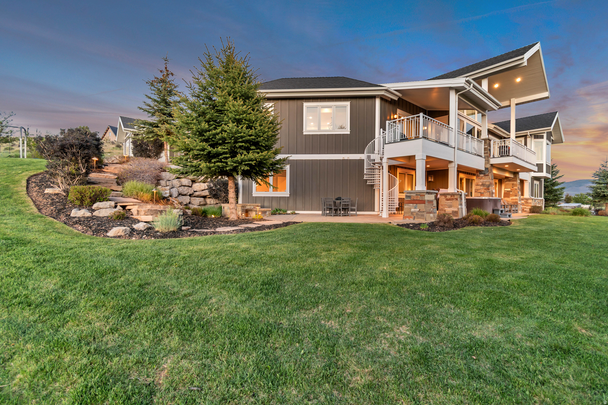 main property photo 76