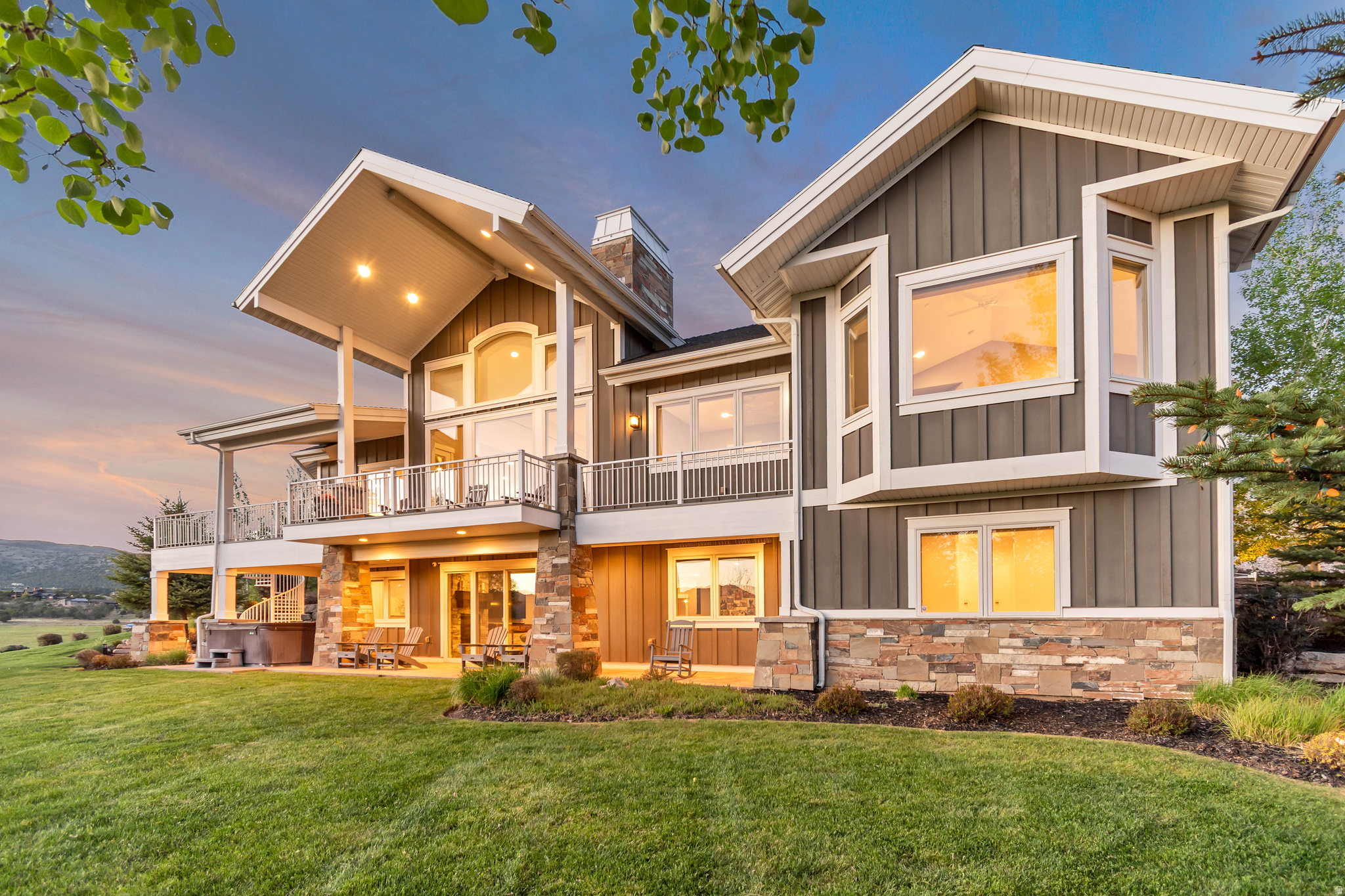 main property photo 79