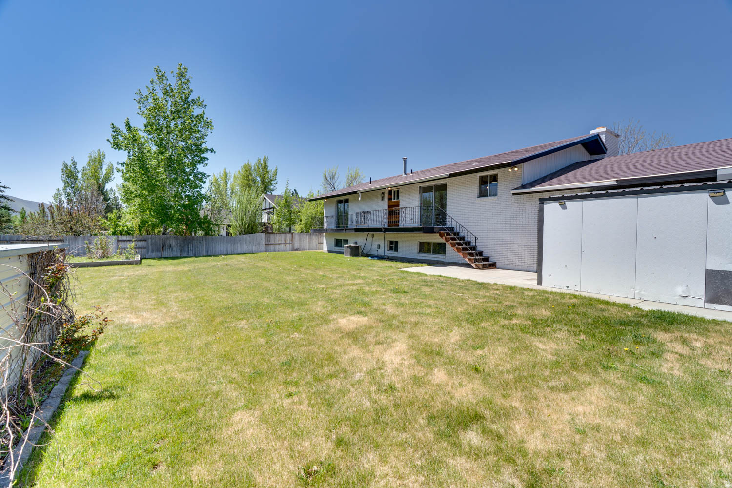 main property photo 48
