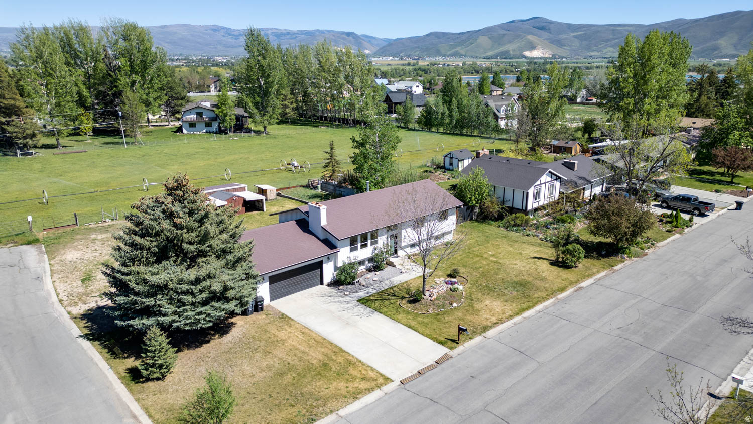 main property photo 52