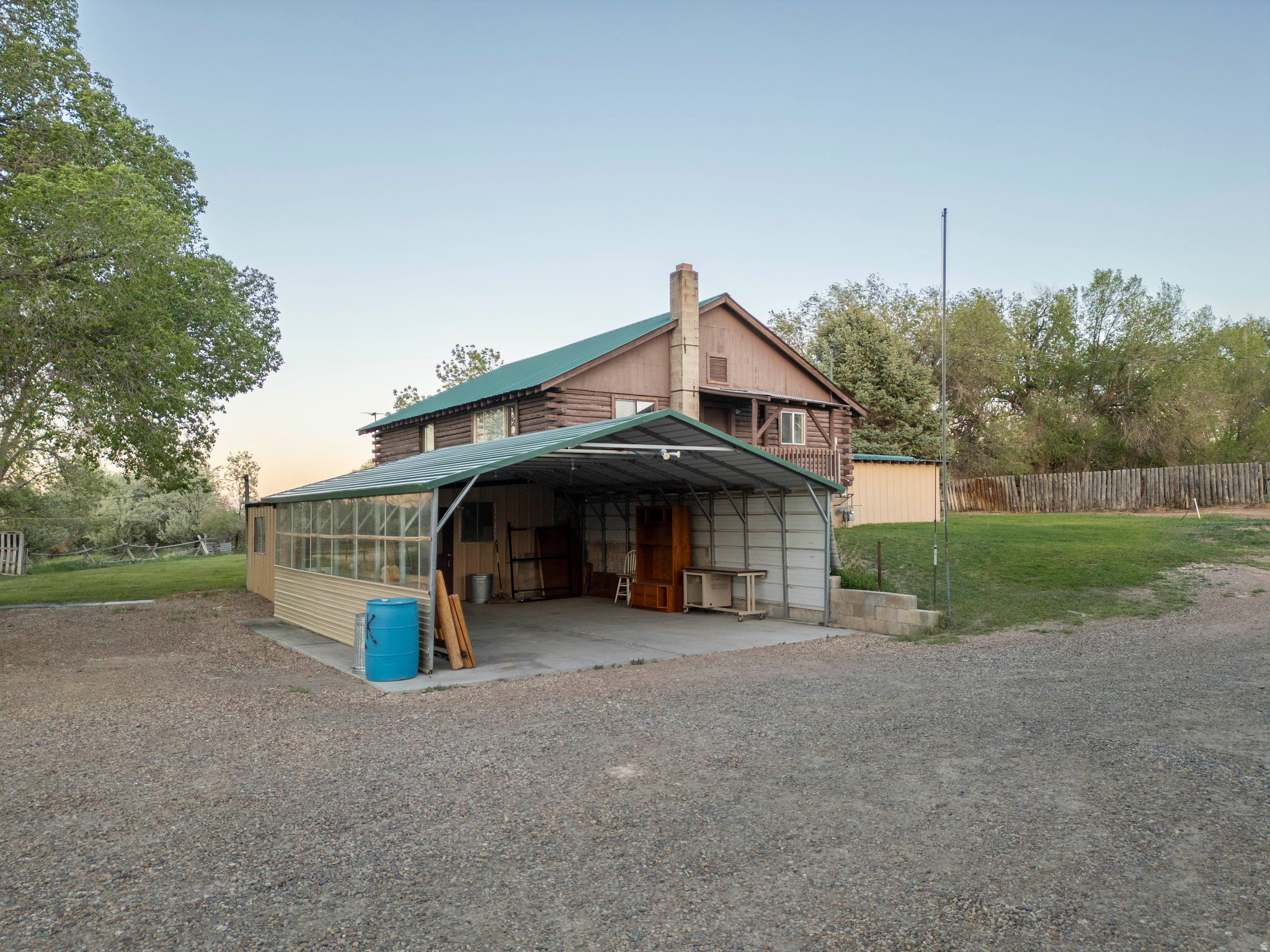 main property photo 3