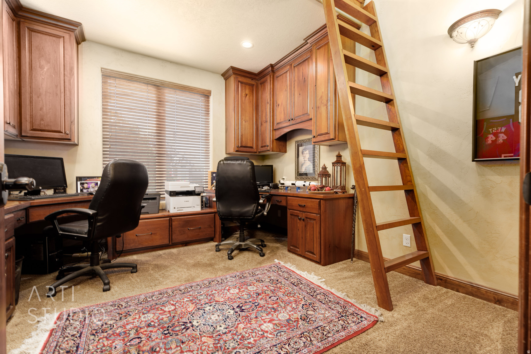 main property photo 33