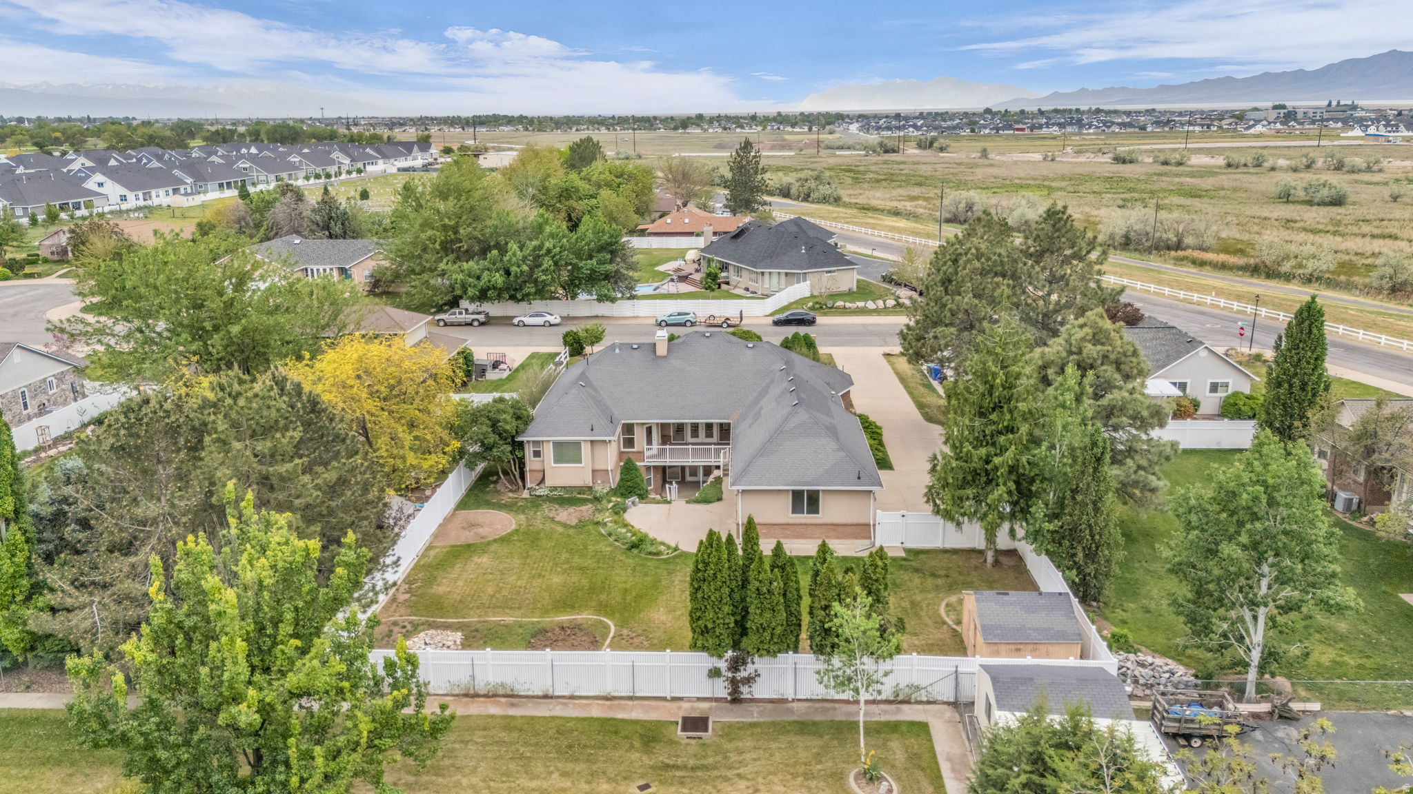 main property photo 59