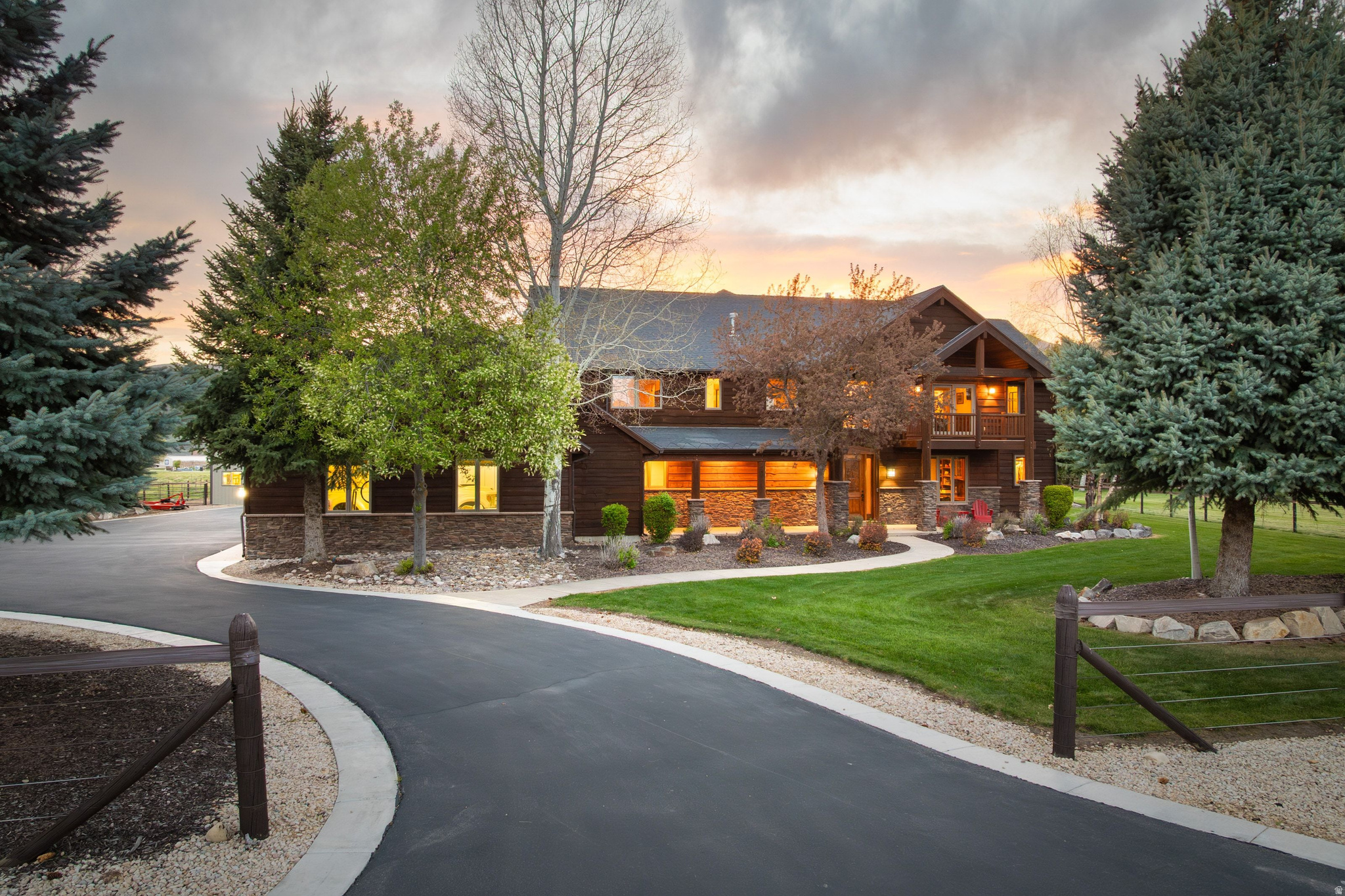main property photo 47