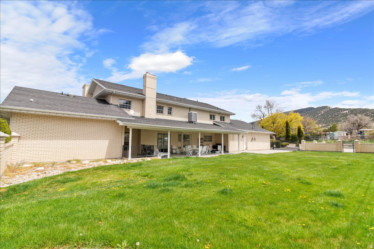 main property photo 45