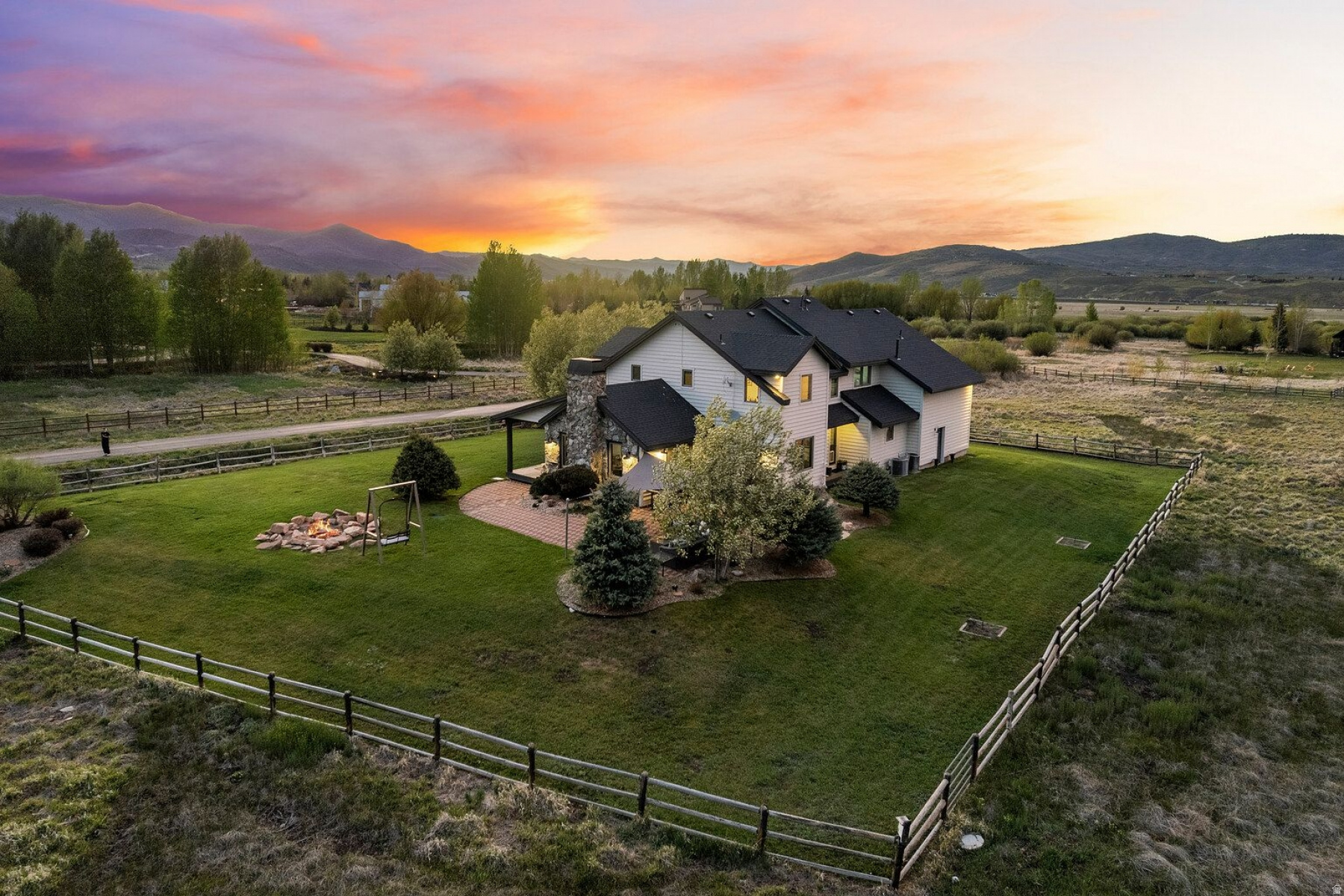 main property photo 50