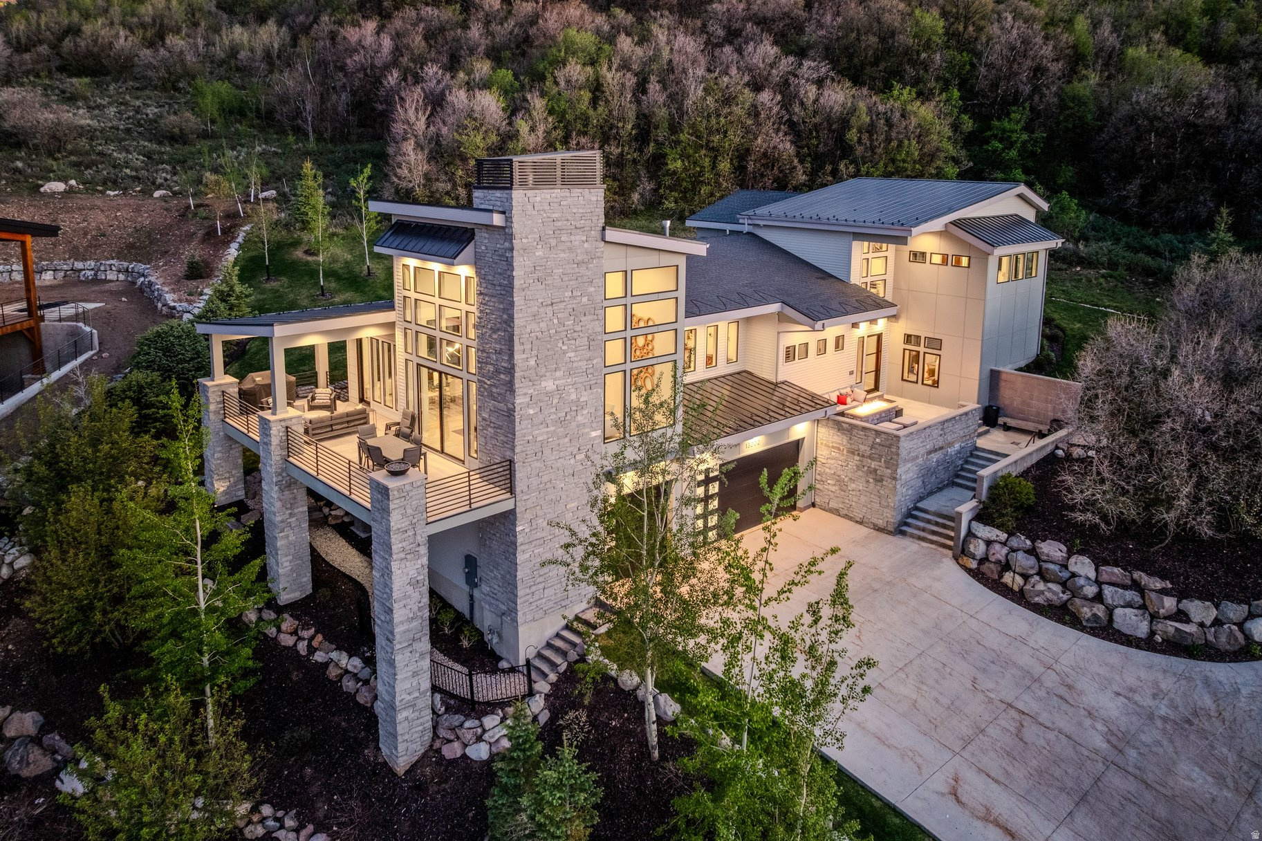 main property photo 54