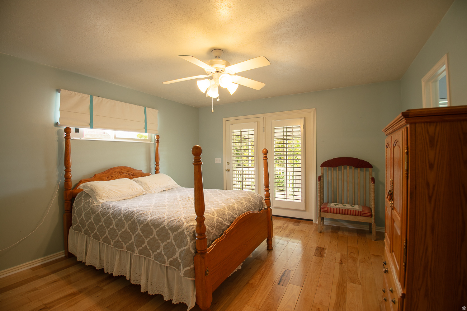 main property photo 13