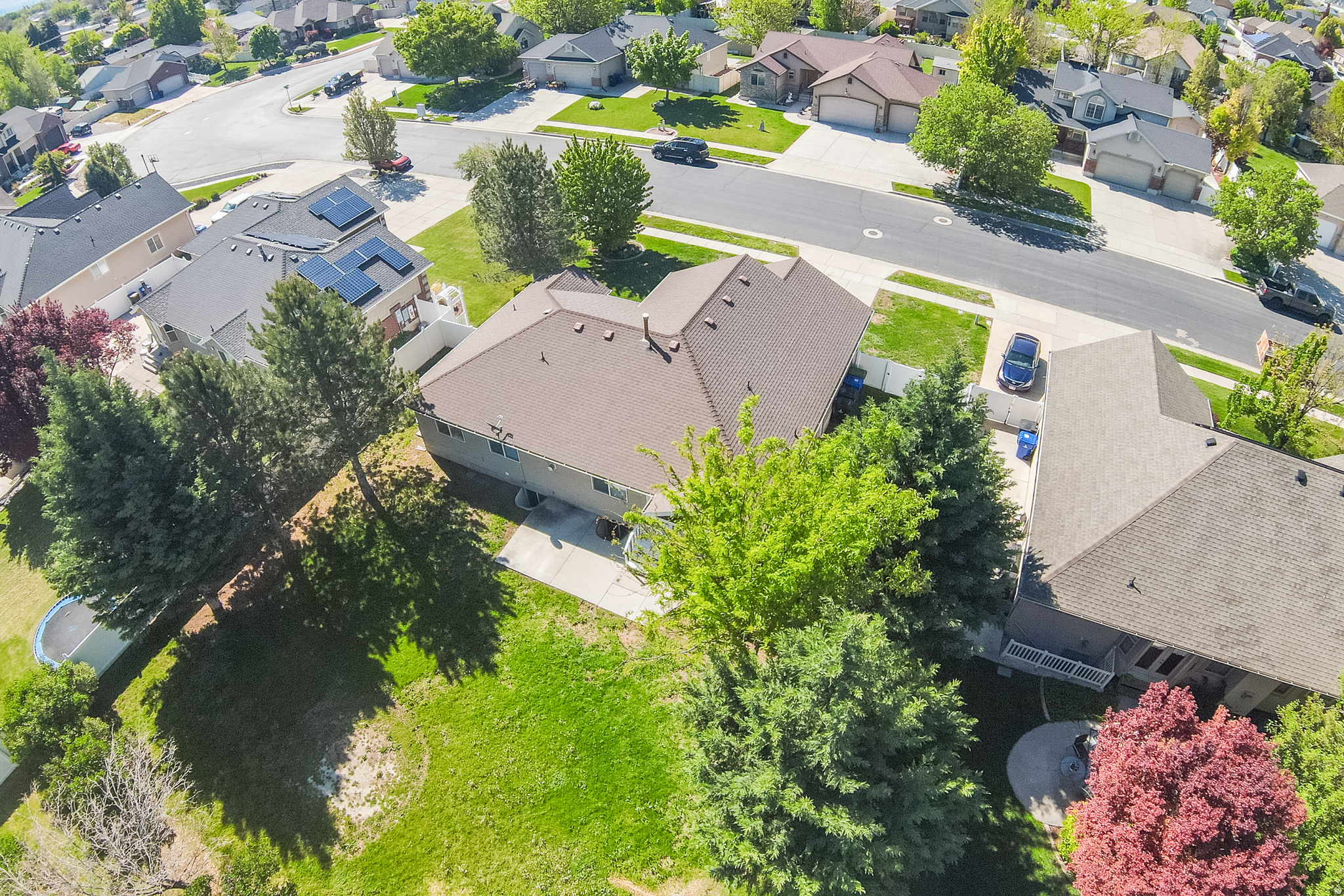 main property photo 35