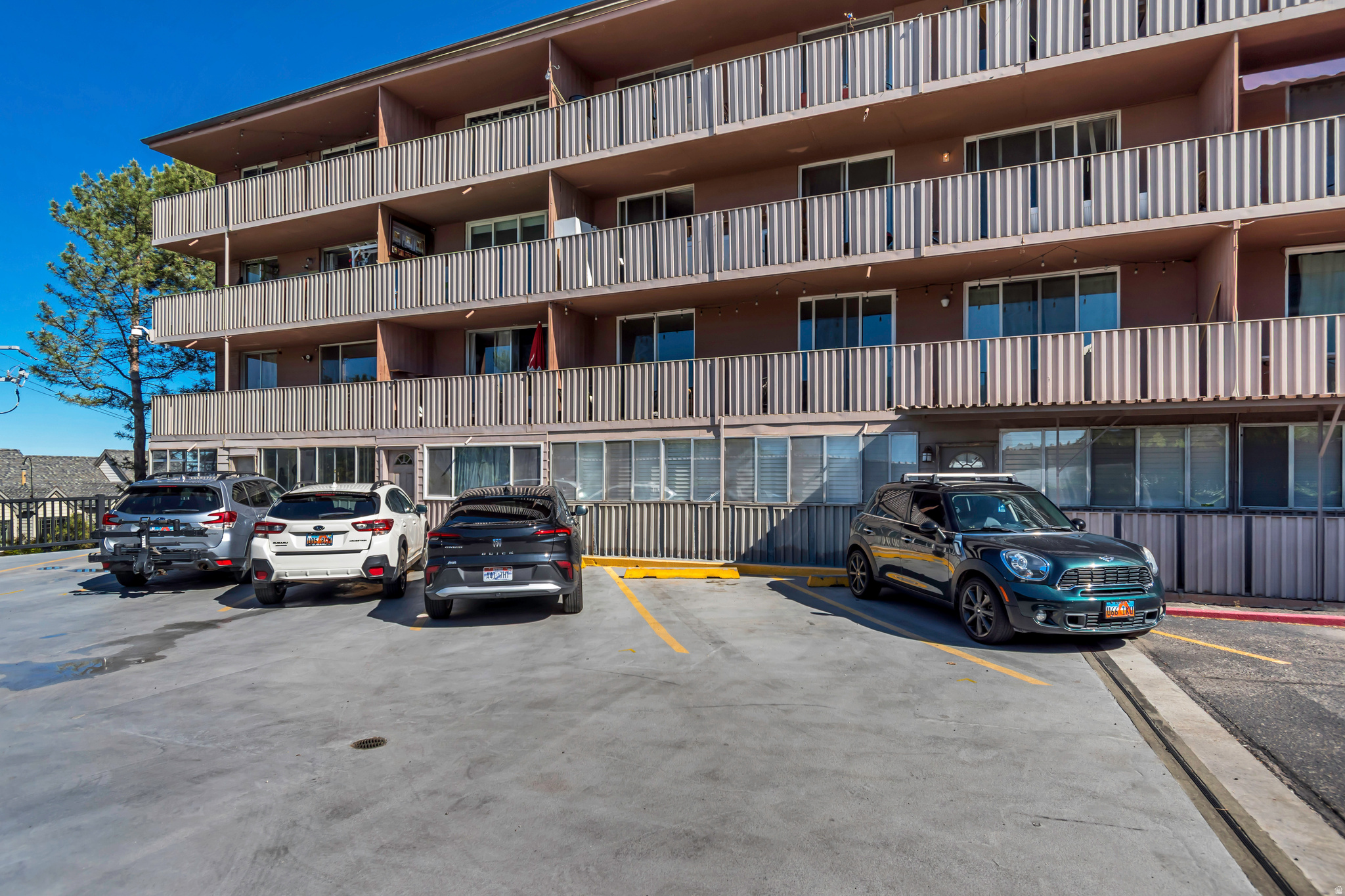 main property photo 15