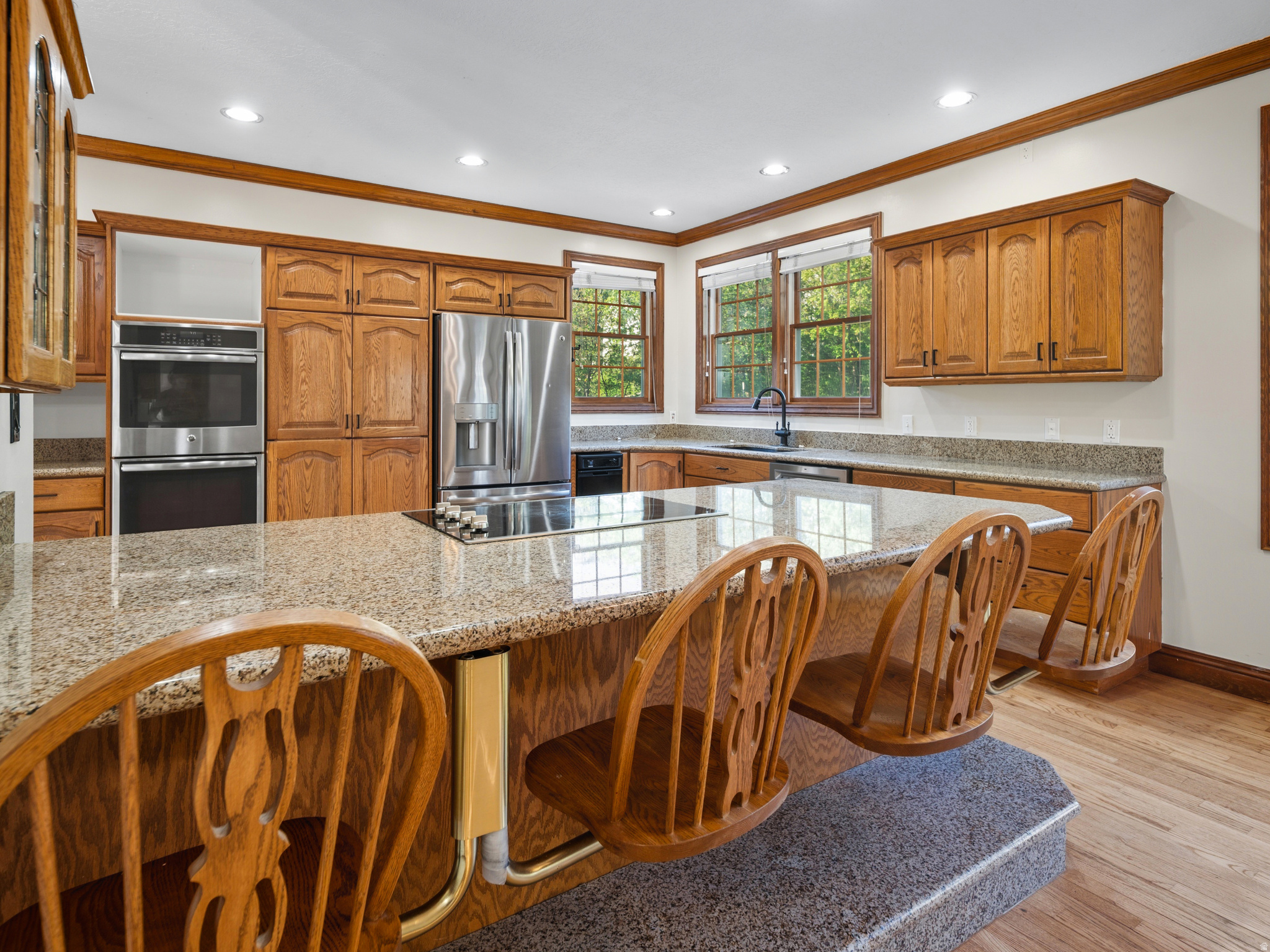 main property photo 15