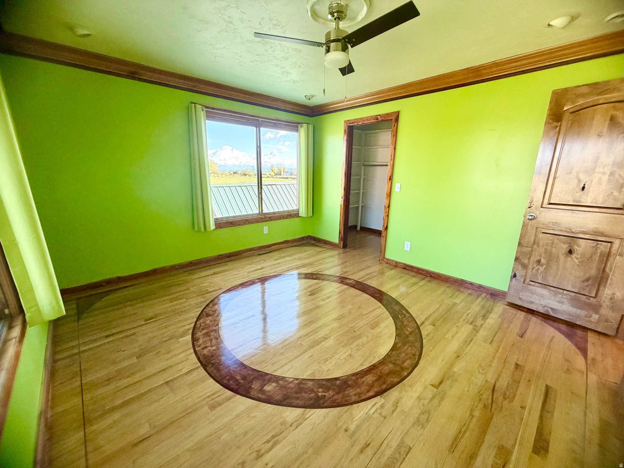 main property photo 27