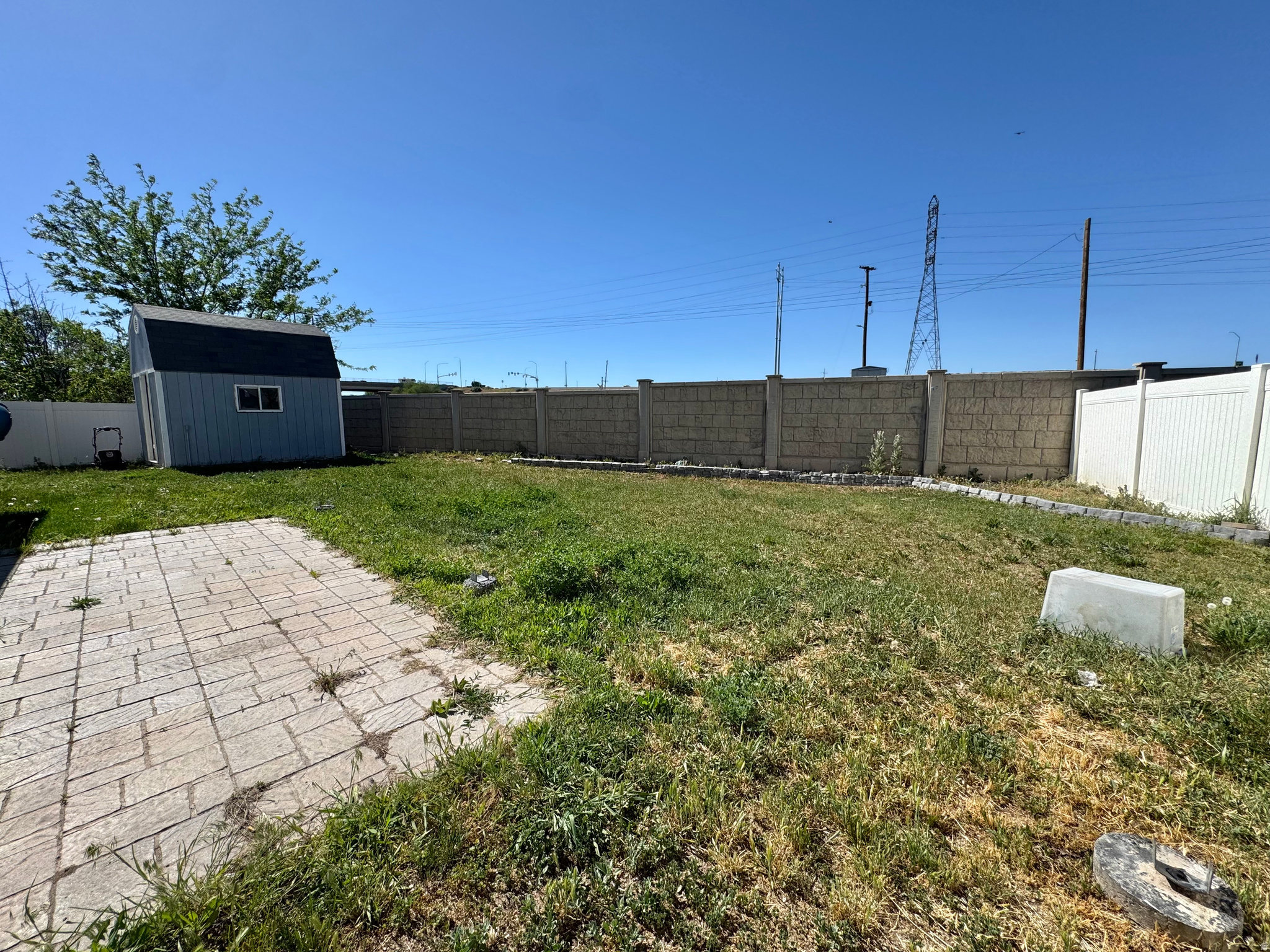 main property photo 8