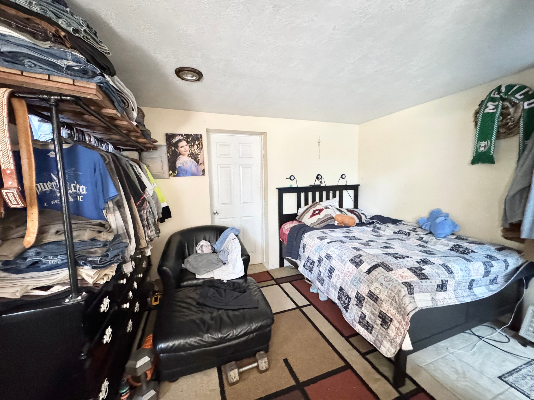 main property photo 6