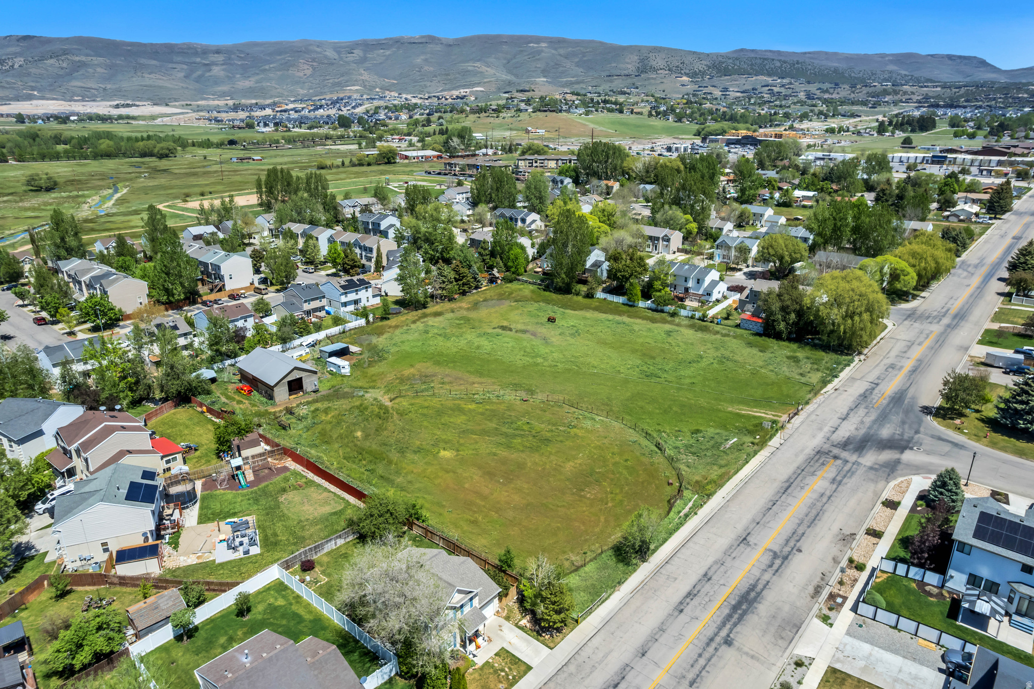 main property photo 5