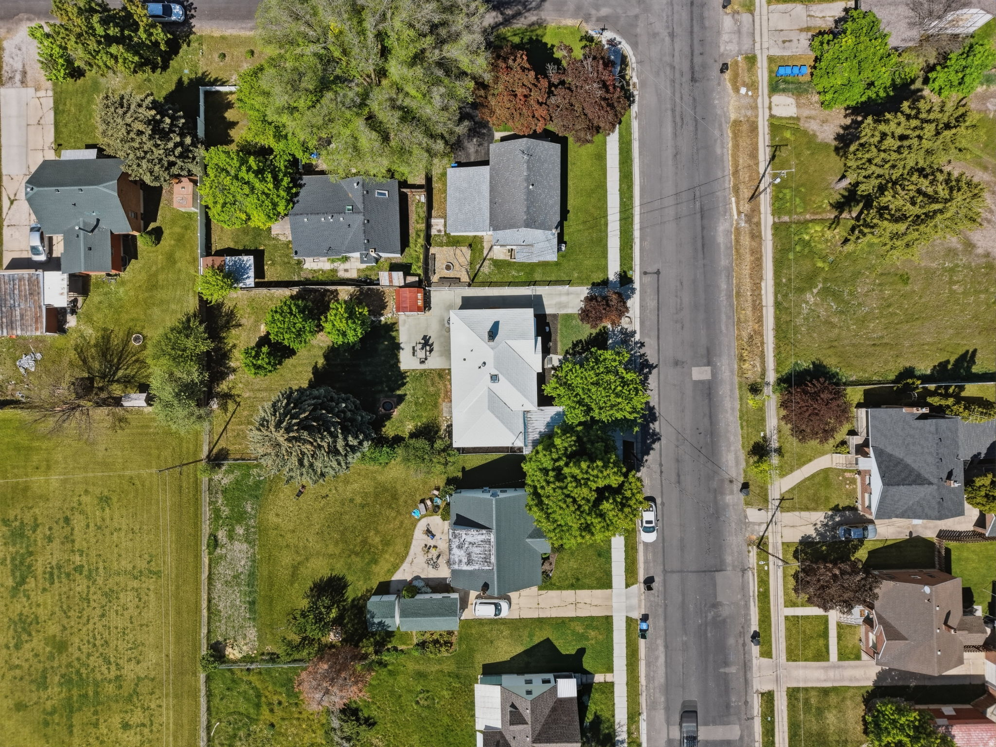 main property photo 48