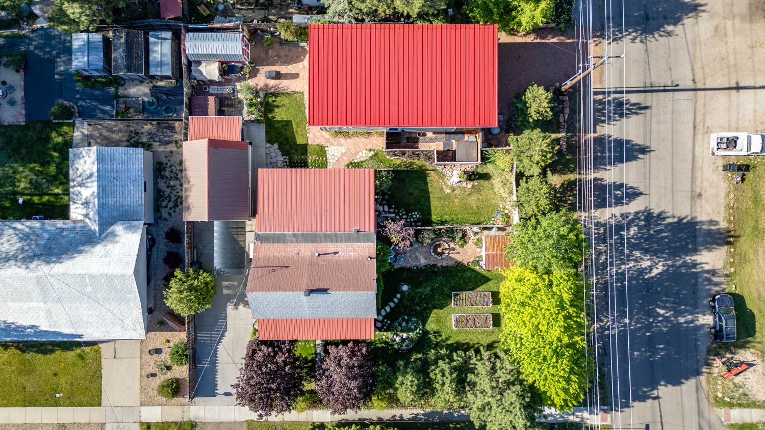 main property photo 80