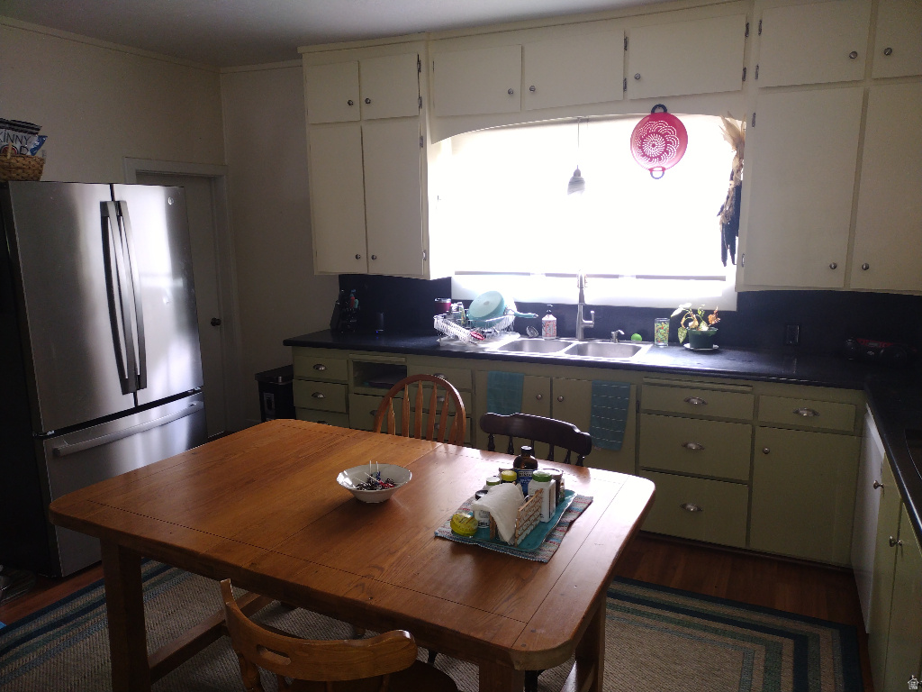 main property photo 19