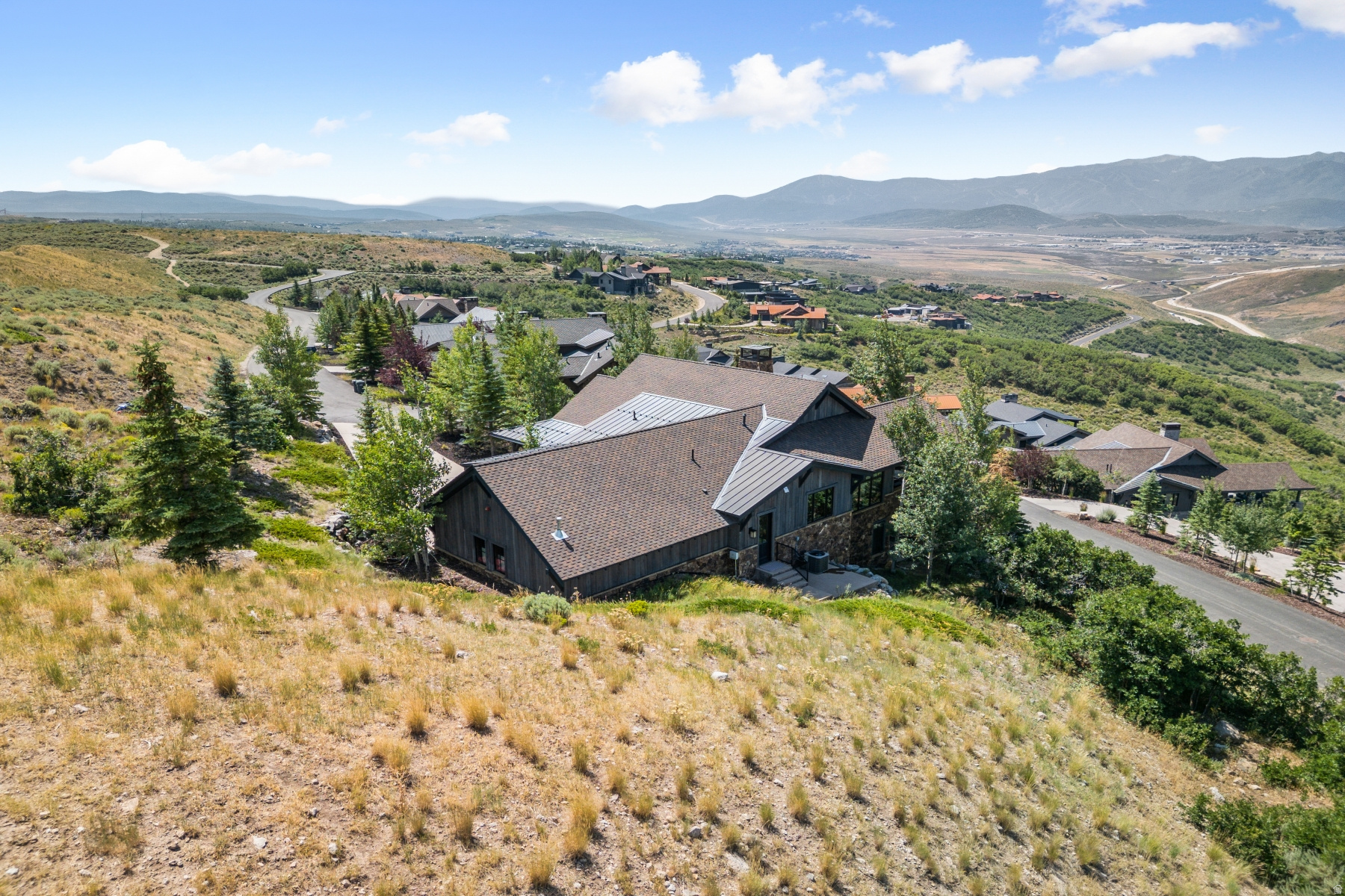 main property photo 89