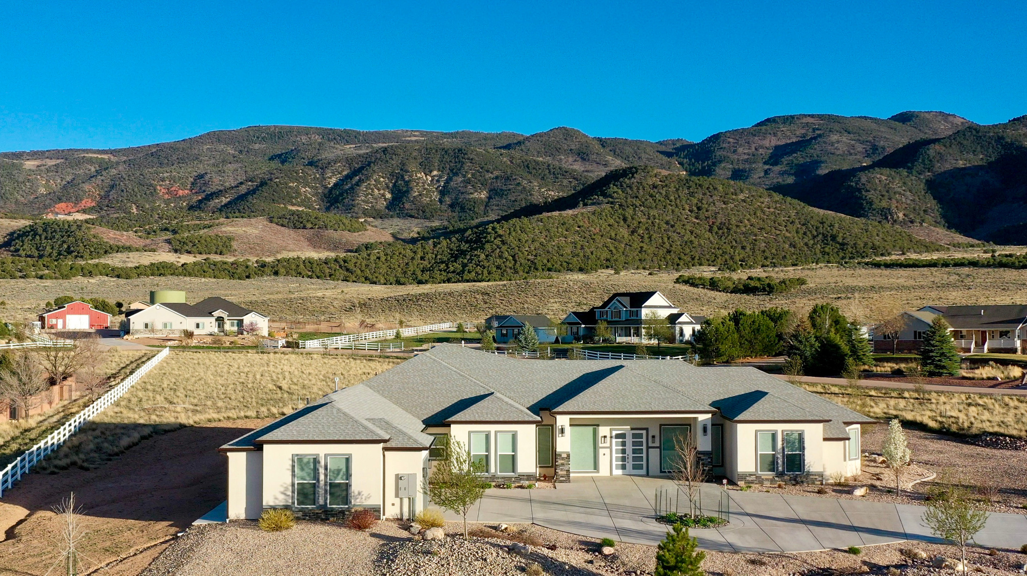 main property photo 19